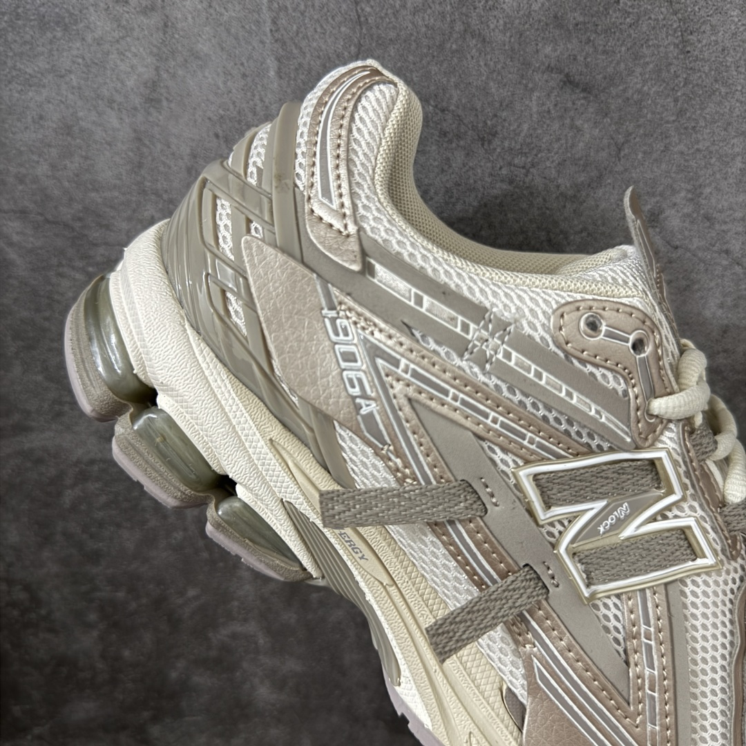 图片[7]-【GS纯原】新百伦 New Balance M1906系列 复古运动鞋单品宝藏老爹鞋 U19063VV 高端品质 正确六层组合底 市场唯一防伪蓝光跳码鞋标💪🏻 作为NB最经典的档案鞋型之一，与2002一样，1906有着NB最成熟的技术加持和复古款式，而本次推出的版本参照2002r的定位，相信会在性价两端做出权衡。单从造型上来看，依旧是vibe风格，味道很正，细节也很酷，这双1906r无疑必能打入复古跑鞋爱好者的年度鞋款名录。 尺码：36-45半-选品中心