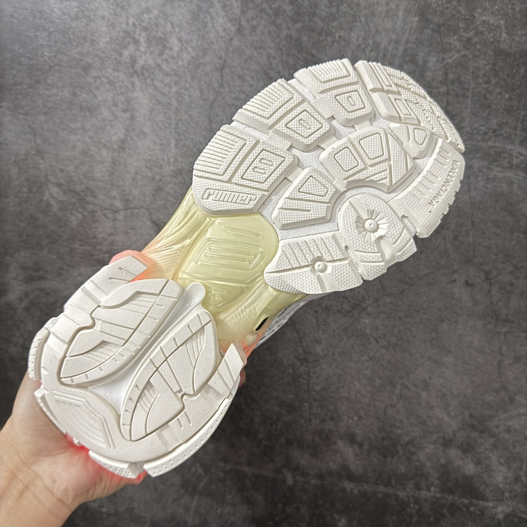 图片[9]-【GO版本】巴黎世家 七代半灯鞋Balenciaga 巴黎7.5巴黎世家 最新配色潮流复古休闲鞋 独家采用大容量锂电，反复按压10万次不会坏， 1.锂电池：3.7V 602040 450毫安时 1.65瓦时 2. 驱动IC：11种模式的开/关切换 通过溢胶、做旧、缝线等细节， 展示了设计师 Demna 的运动鞋风格， 用一双「旧鞋」传递复古感，后侧板、 翘起的鞋头，则展示了 Demna 在结构上的未来构想； 原装大盒从里到外一切百分百还原官方配置 顶级专供碾压一切版本 尺码：35-46-选品中心