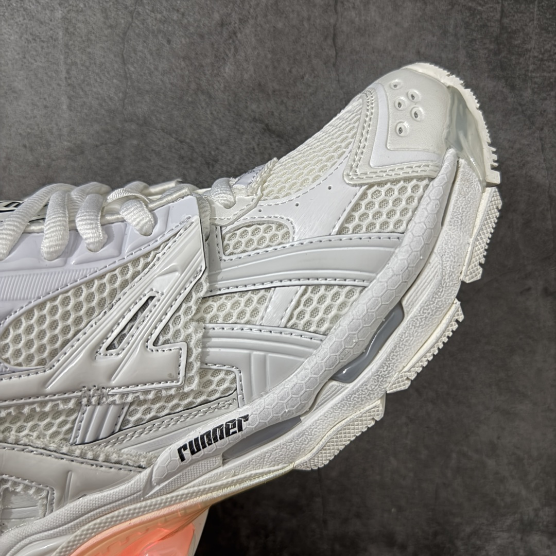 图片[6]-【GO版本】巴黎世家 七代半灯鞋Balenciaga 巴黎7.5巴黎世家 最新配色潮流复古休闲鞋 独家采用大容量锂电，反复按压10万次不会坏， 1.锂电池：3.7V 602040 450毫安时 1.65瓦时 2. 驱动IC：11种模式的开/关切换 通过溢胶、做旧、缝线等细节， 展示了设计师 Demna 的运动鞋风格， 用一双「旧鞋」传递复古感，后侧板、 翘起的鞋头，则展示了 Demna 在结构上的未来构想； 原装大盒从里到外一切百分百还原官方配置 顶级专供碾压一切版本 尺码：35-46-选品中心