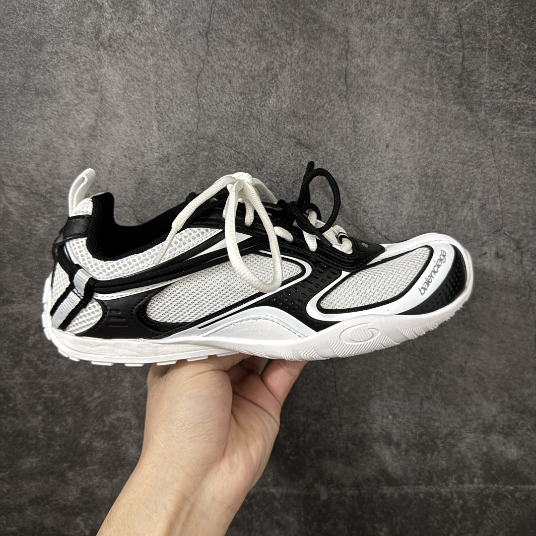 【OK版本】Balenciaga巴黎世家 Radar 圆头系带 做旧效果 低帮 生活休闲鞋 巴黎世家25代 轻薄款经典黑出货 这个非常适合春夏季 很薄很轻 摆脱了巴黎世家往昔那种笨重的观念 尺码:35-46-选品中心