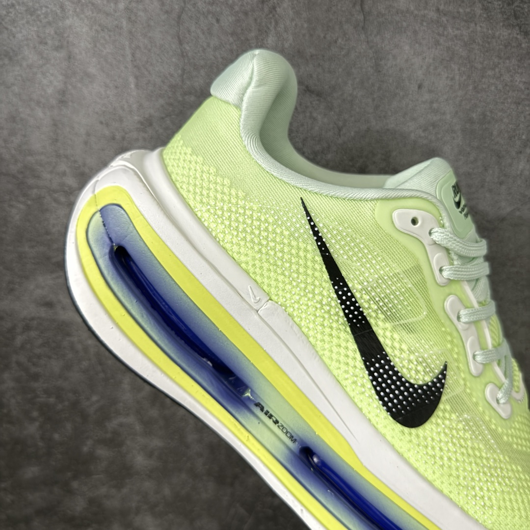 Nike VOMERO PREMIUM 耐克 舒适减震防滑 低帮跑步鞋全掌ReactX泡绵中底 前掌和后