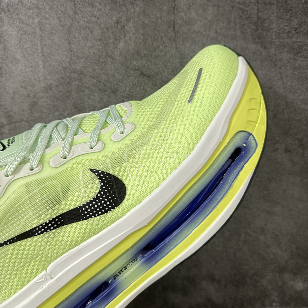 Nike VOMERO PREMIUM 耐克 舒适减震防滑 低帮跑步鞋全掌ReactX泡绵中底 前掌和后