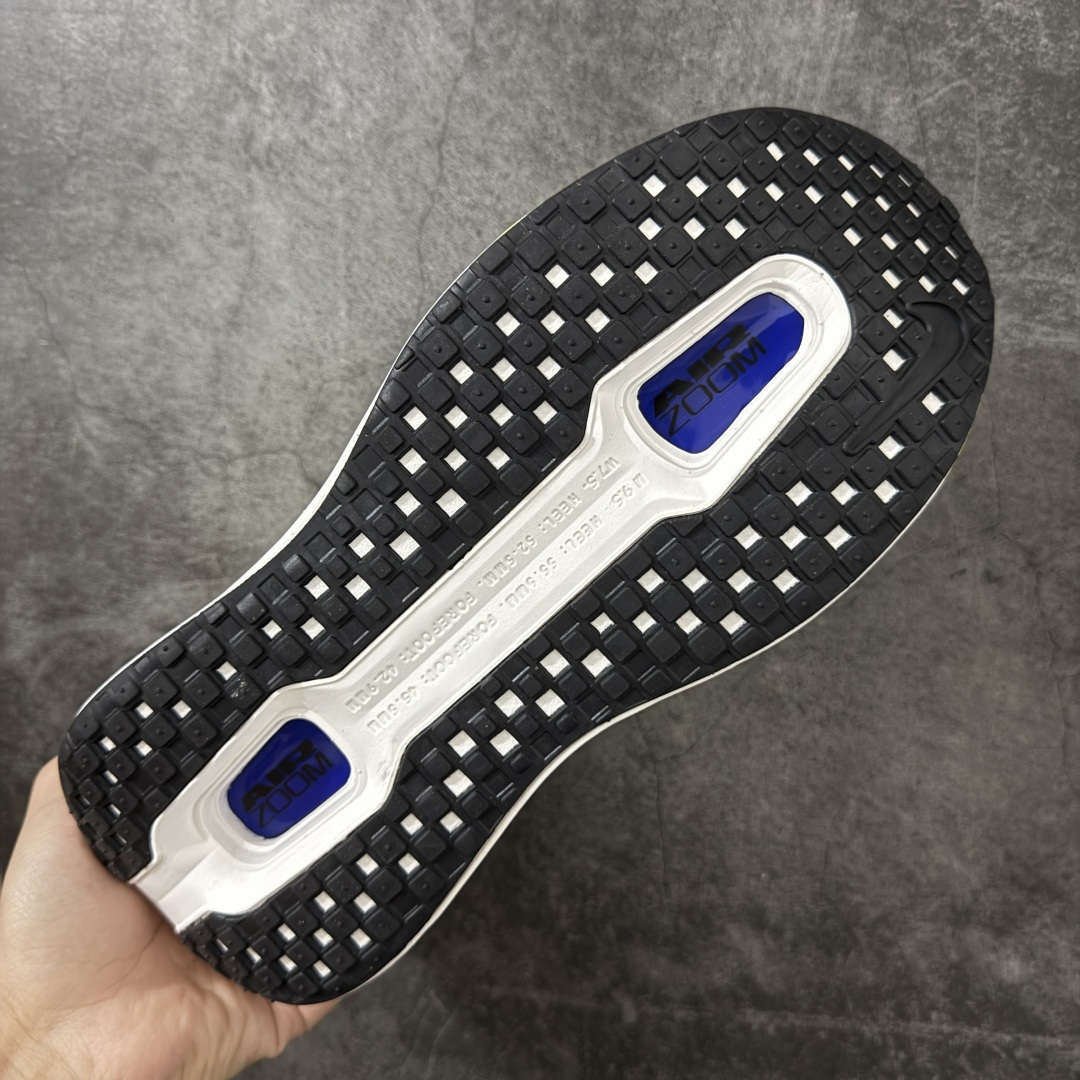 Nike VOMERO PREMIUM 耐克 舒适减震防滑 低帮跑步鞋全掌ReactX泡绵中底 前掌和后
