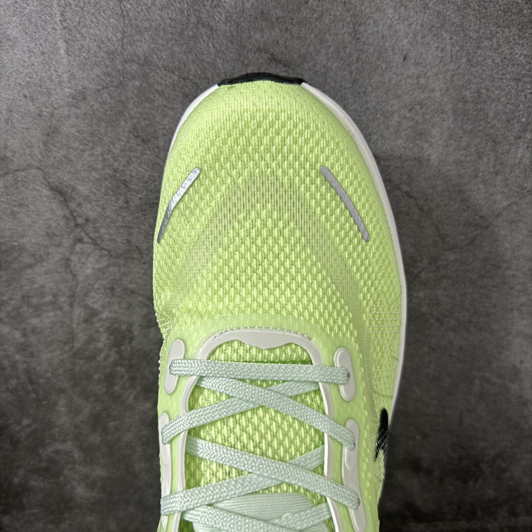 Nike VOMERO PREMIUM 耐克 舒适减震防滑 低帮跑步鞋全掌ReactX泡绵中底 前掌和后