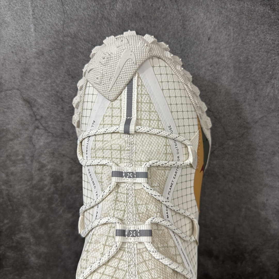 图片[5]-【公司级】NIKE ACG MOUNTAIN FLY GTX SE耐克 户外登山系列越野跑鞋 全新户外鞋款 该款鞋沿袭前代高帮型版的设计传统 盈轻鞋面合结反光带鞋以及添加了带织的鞋眼 为双足打造出化体一的舒适脚感 力助轻松畅行 中底则入融柔软的React泡棉与Vaporfly科技 在你让岩石径小徒步时也能像行走在都市般轻松舒适 外此粘性橡胶外底铸就了攀岩级别的出众抓地力 助你从容应对种各环境挑战 货号： IQ9789-062 尺码： 36-46-选品中心
