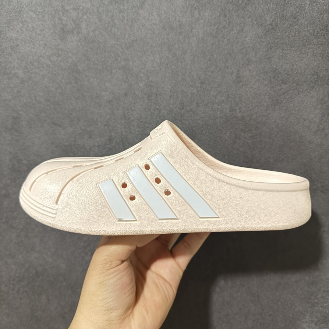 图片[2]-【纯原版】AD Adilette Clogs 外穿一体成型防滑运动拖鞋 JH9848 SEVENTEEN-Mingyu 金珉奎同款 香底秋冬潮拖 全网独家 巨资打造 一码 一模 VS原厂100%环保藻类3D材质 脚感超棉弹且柔软 原数据楦型工程力学开发 MD配比EVA泡棉式原色一体成形鞋模 正确原厂定制原标 1：1模处平整无毛边最高工艺修边处理 正确鞋盒细节 字体清晰 正确盒底字体颜色 硬度大小同步ZP 货号：FY6045 尺码：36.5 38 39 40.5 42-选品中心