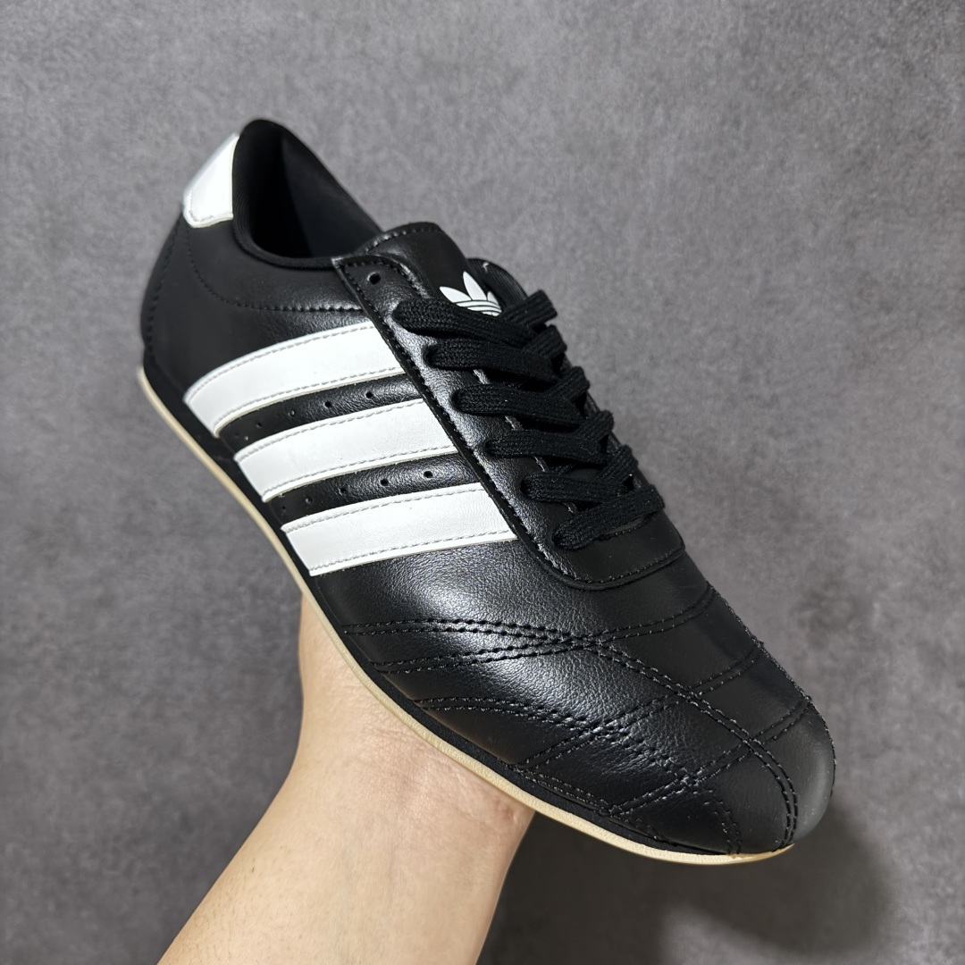 图片[3]-【G版】Jennie穿搭代言款，阿迪达斯Adidas Originals Taekwondo Lace Low”White Black“跆拳道系带系列低帮经典复古薄底休闲运动舒适训练慢跑鞋“皮革白黑生胶底 原楦原纸版开发，采用软质环保纤维革鞋面材质，中底嵌入EVA切片缓震，外置耐磨橡胶鞋底片 底越薄，越时髦！ 型号 JS1193 尺码：36 36.5 37 38 38.5 39 40 40.5 41 42 42.5 43 44 45-选品中心