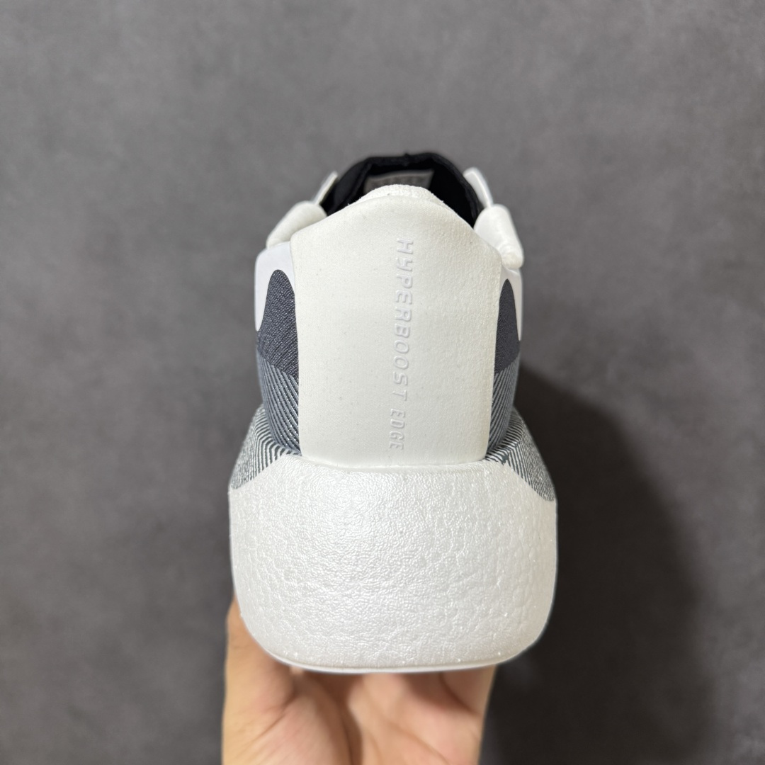 图片[4]-【公司级】AD Hyper Boost Edge M 轻量竞速运动跑鞋 CELERMESH针织网面非常轻薄 纤维间的缝隙很大 可以保证跑步时的透气、排汗效果 鞋舌直接与两侧的内衬和鞋底连接在一起 在跑步过程中不会被鞋舌的左右移动所困扰 在标准鞋带孔的基础上再拓宽一组鞋带孔 适合不同脚型的需求 突破性 EnergyRods 技术，有助于跑者实现更好的成绩 中底独特的LIGHTSTRIKE PRO泡棉材质 微弹感觉在跑步过程中给予了良好的支撑体验 对于顶级精英和高水平进阶跑者来说是一双值得信赖的竞速比赛用鞋 货号：HQ9528 尺码：36-45带半码-选品中心