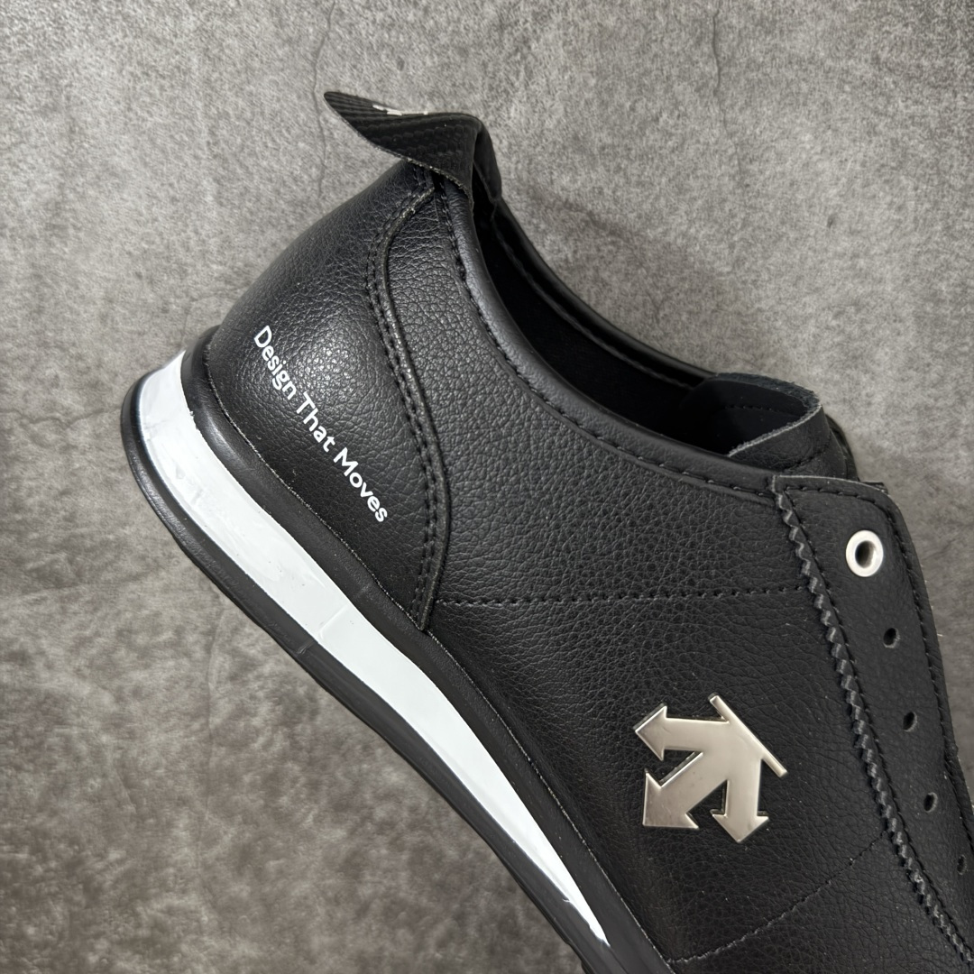 图片[7]-【公司级】迪桑特DESCENTE CHRON TEMPO Slip On Prm 复古风运动休闲鞋一脚蹬板鞋\\t #原楦原纸版开发版型 #鞋底设计有特殊的纹理或材料，以增加摩擦力，减少滑倒的风险。 #使用耐用的材料制成，能够承受长时间的使用和摩擦，减少磨损。 尺码：36 36.5 37 38 38.5 39 40 40.5 42 42.5 43 44 44.5 45-选品中心