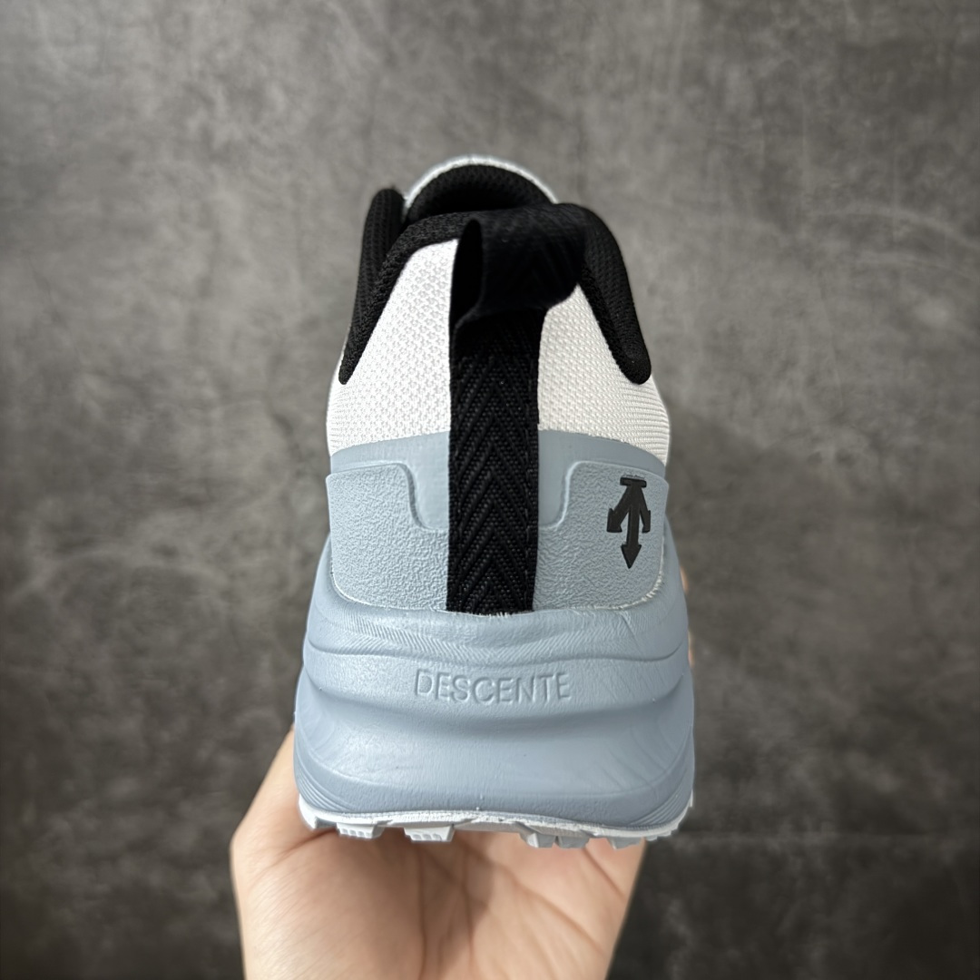 图片[4]-【公司级】DESCENTE BOA 迪桑特 运动慢跑鞋 大厂出品 非莞产顶级 透气针织鞋面搭配 BOA螺丝系带系统，带来舒适便捷的穿着体验！较厚的鞋底设计为跑步提供更好的缓震舒适性(前掌及后跟特别加高侧墙，提升侧向稳定效果)！ 尺码： 36-45含半码-选品中心