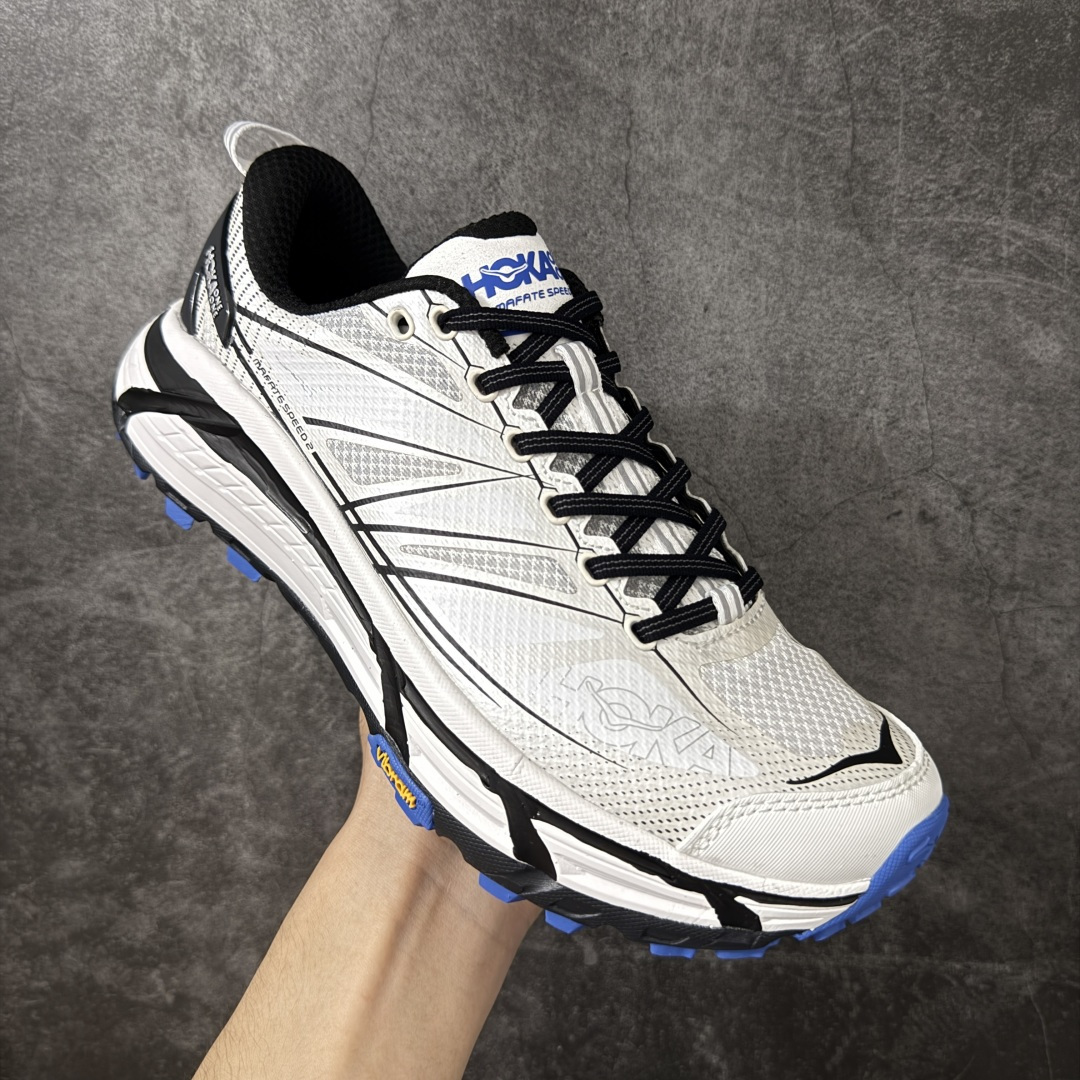 图片[3]-【纯原H版】HOKA ONE ONE Mafate Speed 2 Low 玛法特2代系列低帮轻量户外越野休闲运动慢跑鞋 正确组合底 市场顶级版本 上脚赞到报爆 轻盈舒适 鞋面采用超轻的无缝架构 轻薄的TPU贴在透气的鞋面材料上 减轻重量同时也保证了支撑性 鞋底采用滚动平衡技术 引导跑者回归自然步态 祖传的神奇EVA材质中底依旧是一如既往地表现优秀 能提供充足的缓震 作为HOKA家的越野跑鞋 VIBRAM 橡胶大底也是必不可少的 即便在复杂湿滑的地形 依旧能有良好的抓地力及稳定性 鞋带采用了弹性不易松脱的扁宽弹性鞋带 前掌与中掌部分也进行了加宽 也更加适合亚洲人的脚型 是一款十分全面且足够强悍的户外硬核越野鞋 日常搭配的话短裤是基本不挑 阔腿裤 工装裤以及各种长筒牛仔裤都可以 尺码：36 36.5 37.5 38 38.5 39 40 40.5 41 42 42.5 43 44 44.5 45-选品中心