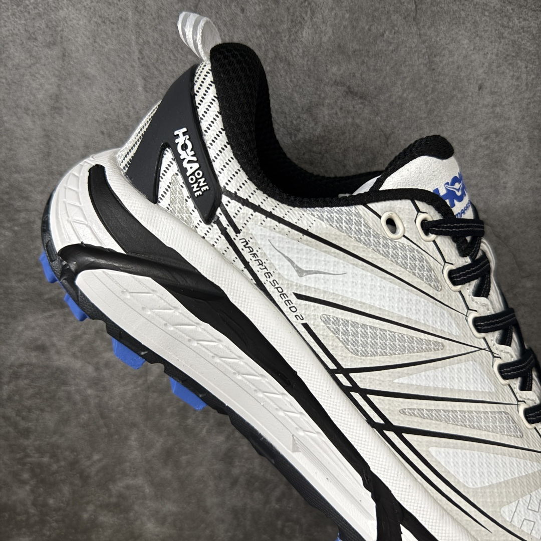 图片[7]-【纯原H版】HOKA ONE ONE Mafate Speed 2 Low 玛法特2代系列低帮轻量户外越野休闲运动慢跑鞋 正确组合底 市场顶级版本 上脚赞到报爆 轻盈舒适 鞋面采用超轻的无缝架构 轻薄的TPU贴在透气的鞋面材料上 减轻重量同时也保证了支撑性 鞋底采用滚动平衡技术 引导跑者回归自然步态 祖传的神奇EVA材质中底依旧是一如既往地表现优秀 能提供充足的缓震 作为HOKA家的越野跑鞋 VIBRAM 橡胶大底也是必不可少的 即便在复杂湿滑的地形 依旧能有良好的抓地力及稳定性 鞋带采用了弹性不易松脱的扁宽弹性鞋带 前掌与中掌部分也进行了加宽 也更加适合亚洲人的脚型 是一款十分全面且足够强悍的户外硬核越野鞋 日常搭配的话短裤是基本不挑 阔腿裤 工装裤以及各种长筒牛仔裤都可以 尺码：36 36.5 37.5 38 38.5 39 40 40.5 41 42 42.5 43 44 44.5 45-选品中心