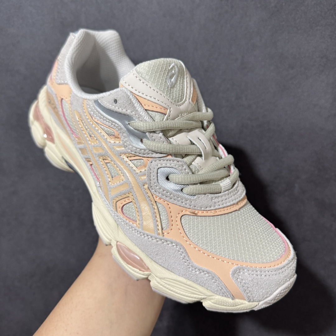 图片[3]-【公司级】Asics Gel-NYC 亚瑟士运动休闲透气专业跑鞋 1203A739-250   鞋面采用反绒皮与网布拼接 透气舒适兼具休闲时尚 结合简明的配色 展现品牌的传承及引领复古流行的主题 虎爪造型的LOGO  #鞋身稳定包裹系统 支撑鞋身 经典宽大鞋型配备防偏移设计提升包裹性 穿着舒适鞋面透气孔设计 提供透气性  尺码：36 37 37.5 38 39 39.5 40 40.5 41.5 42 42.5 43.5 44 45 46 47-选品中心
