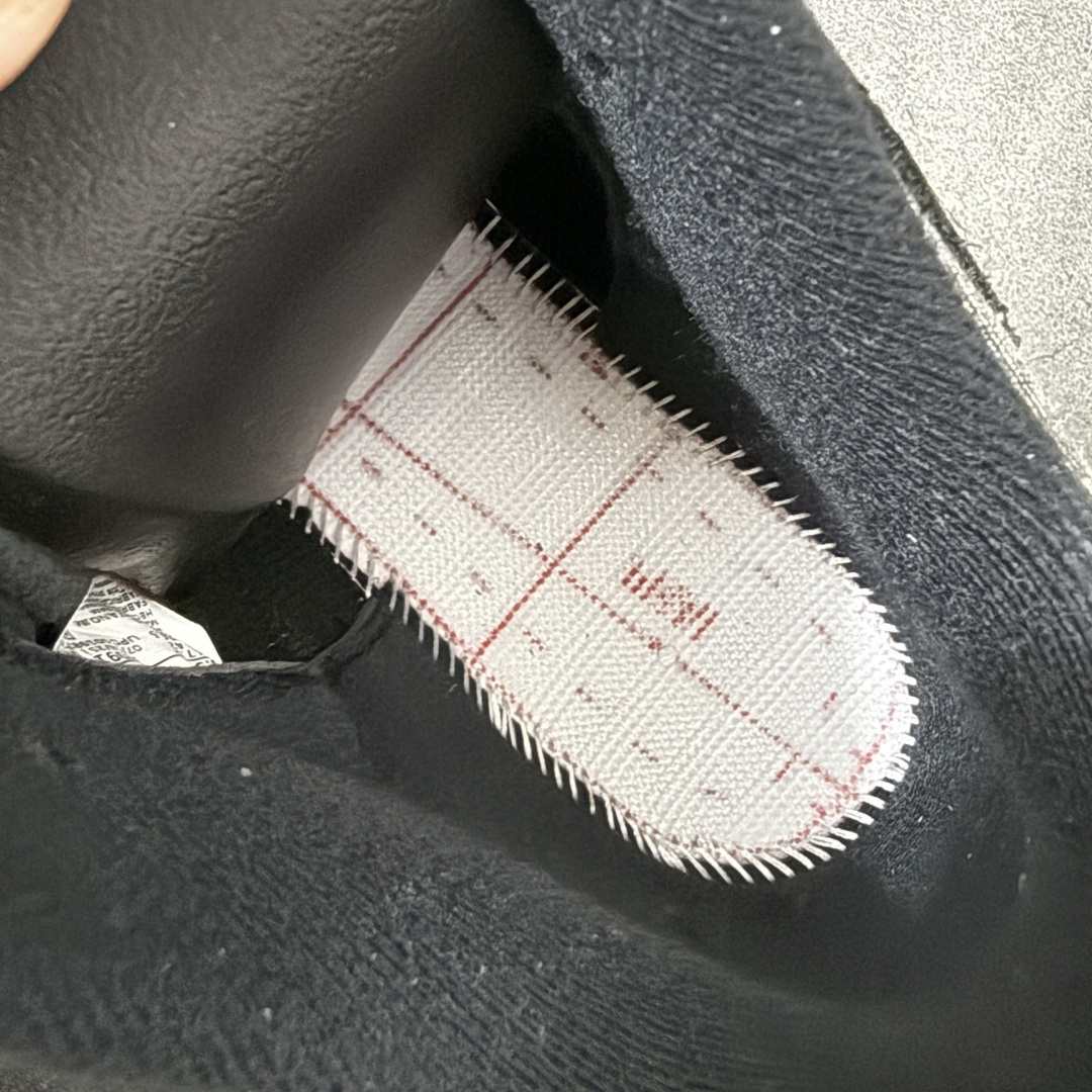 图片[9]-【原厂版】Air Jordan aj3 Retro Levi\’s All-Star 联名系列篮球鞋，李维斯牛仔白蓝 IR0914-400，丹宁牛仔布 + 荔枝纹皮革拼接 原厂皮料 原装细纹磨砂爆裂纹 原楦原纸板开发 确保原汁原味 原厂皮料质感色泽绝无偏差 完美中底拉帮 原厂中底钢印 原档案大底 如假白送 大底纹路 气垫通透度PU的回弹性均百分百还原 原厂电绣鞋舌飞人刺绣针数立体讲究精细欢迎对比正品原鞋 尺码：40-47.5-选品中心