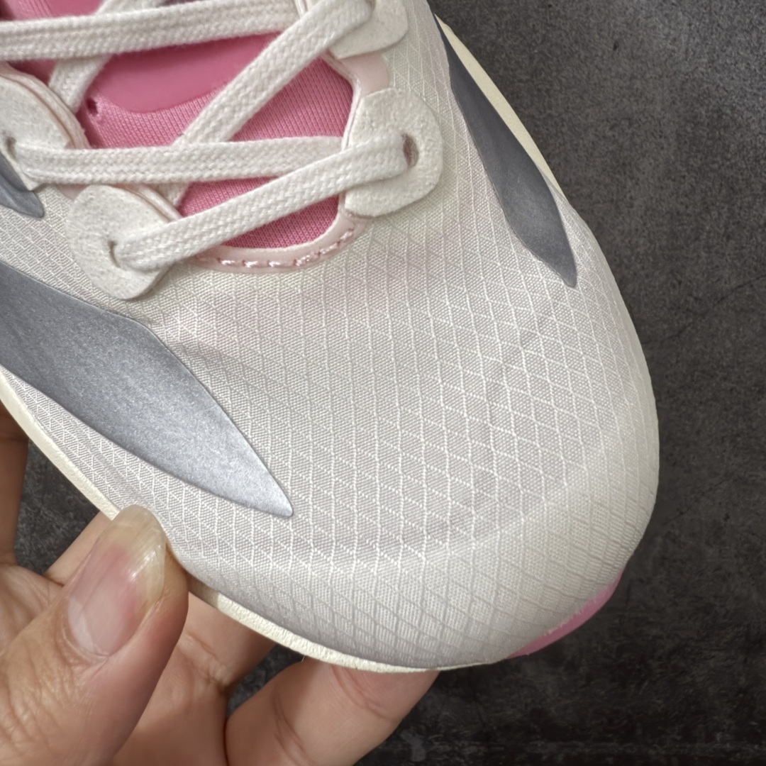 图片[5]-【NO.1纯原】Adidas Adizero Adios Pro 4 M竞训跑步鞋 JQ4445 市场独一档品质 区别所有版本 原鞋购入开发数月 原材料 原档案打造 细节版型一比一 独立双层组合底私模.超软弹发泡超临界底 搭配ENERGYRODS 2.0真碳柱，每一步都动力满满 鞋面用的是Lightlock技术，轻透又贴合，就像给脚定制的一样。 中底是全掌Lightstrike Pro泡棉，软弹感超绝 真正一比一还原真实脚感💪🏻 尺码：36 36.5 37 38 38.5 39 40 40.5 41 42 42.5 43 44 44.5 45 46-选品中心