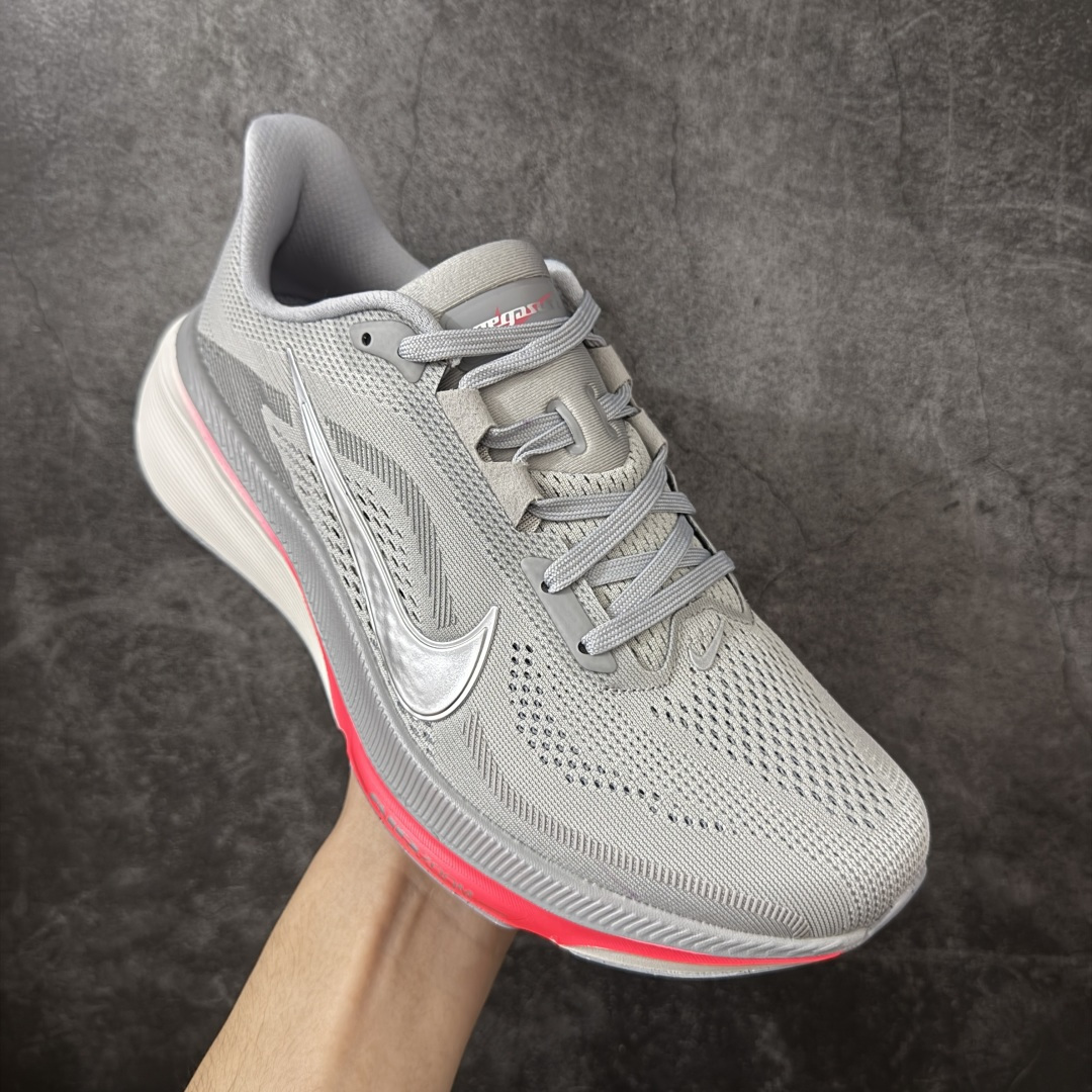 图片[3]-【RS纯原】Nike Air Zoom Pegasus 42 登月42代超级飞马系列马拉松跑步鞋 IB1873-004 平台专供 充正品质 原材料打造 中底搭载前Zoom+全掌React配置 全部原鞋开发打造 所有细节全部同步原版 全新一代拥有 Zoom Air 一如既往的稳定感和流畅感 鞋面采用工程网眼设计 为特定高热区域营造出色透气性 进一步增加鞋面的穿孔数量 让足部能够快速散热 中足搭配 Flywire 飞线 在高速运动时营造舒适稳定的贴合感 内置Zoon气垫加持 动力十足！ 尺码： 36-45-选品中心
