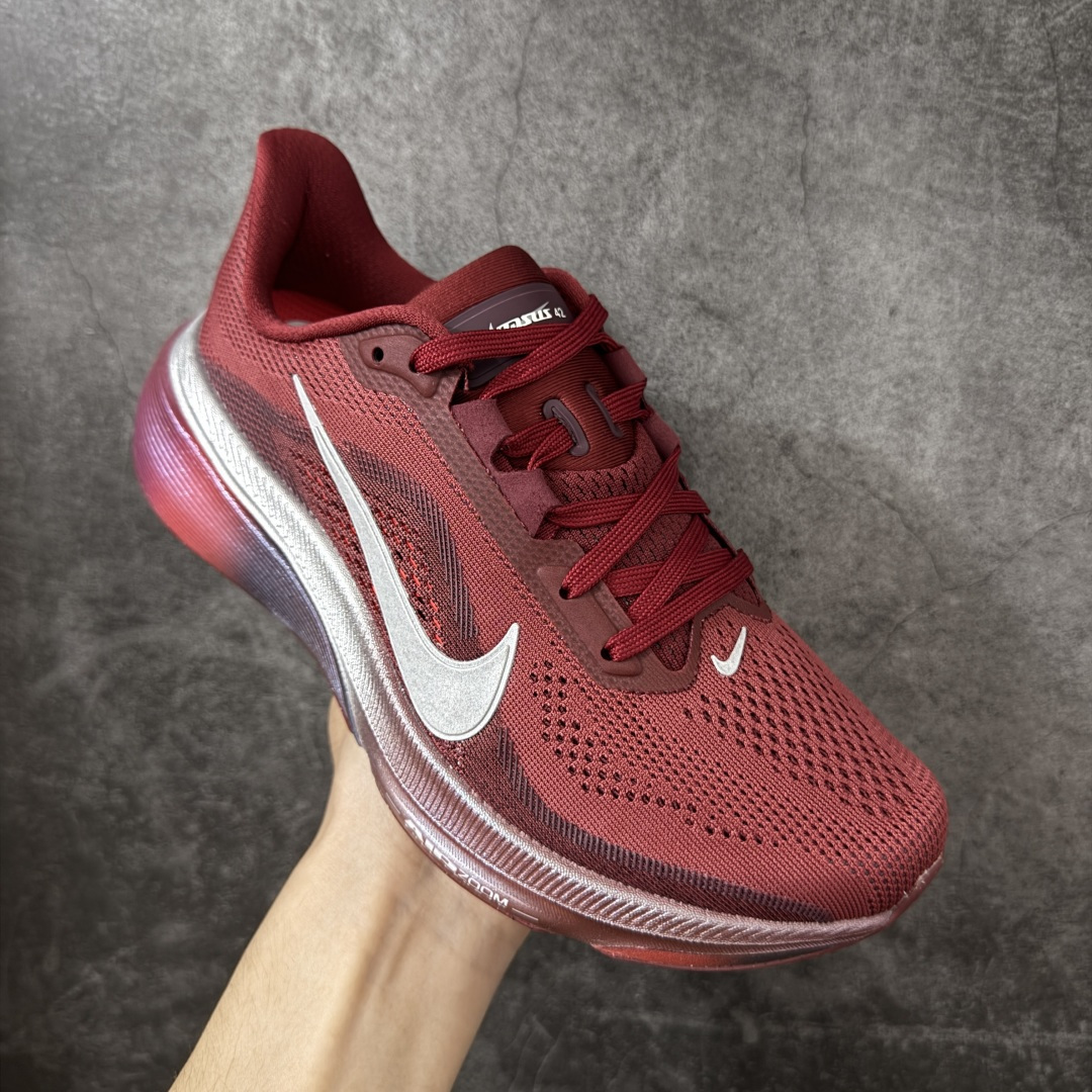 图片[3]-【RS纯原】Nike Air Zoom Pegasus 42 登月42代超级飞马系列马拉松跑步鞋 IO8251-600 平台专供 充正品质 原材料打造 中底搭载前Zoom+全掌React配置 全部原鞋开发打造 所有细节全部同步原版 全新一代拥有 Zoom Air 一如既往的稳定感和流畅感 鞋面采用工程网眼设计 为特定高热区域营造出色透气性 进一步增加鞋面的穿孔数量 让足部能够快速散热 中足搭配 Flywire 飞线 在高速运动时营造舒适稳定的贴合感 内置Zoon气垫加持 动力十足！ 尺码： 36-45-选品中心