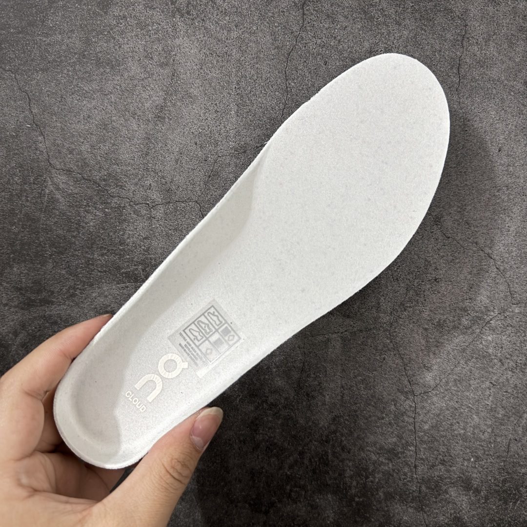 图片[8]-【LW版本】瑞士运动品牌 昂跑 ON Running Cloud 6 克劳德低帮轻量舒适休闲运动鞋 市场最高版 区别通货 鞋面材质：采用100%再生聚酯打造的工程网眼鞋面，运用原抽色纱染色工艺，不仅环保，还具备良好的透气性，能让双脚保持干爽。 – 中底科技：中底为尼龙混纺全掌式速度版，搭配50%生物基环保材料打造的Zero-Gravity零重力泡棉，脚感偏硬弹，支撑性不错，能有效吸收地面冲击力，提供良好的缓震效果。 – 鞋带设计：配备了弹力收束的免鞋带系统，可实现一脚蹬穿脱，十分方便，同时也配有传统鞋带，满足不同用户需求。 货号：3MF10071200 尺码：39-46-选品中心