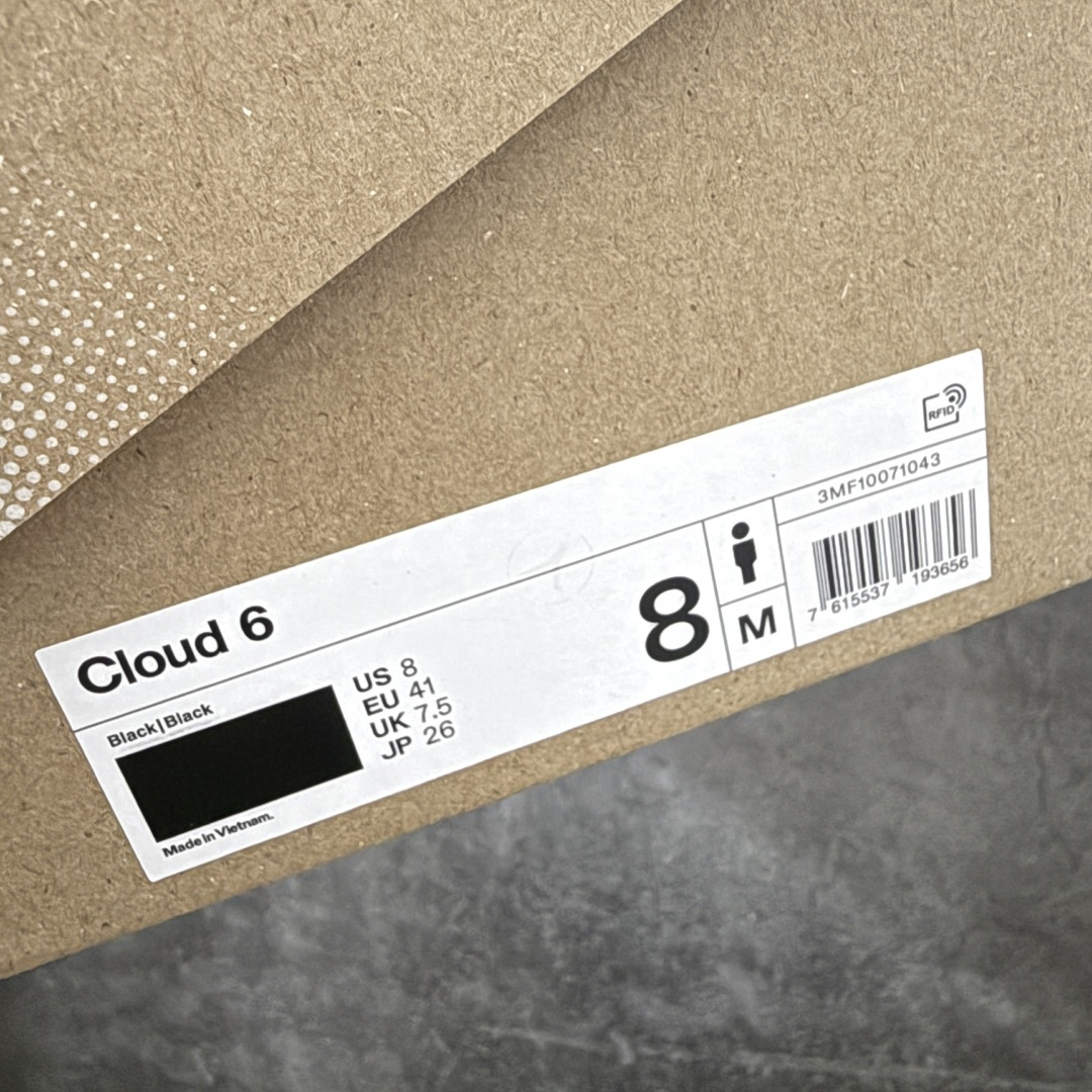图片[12]-【LW版本】瑞士运动品牌 昂跑 ON Running Cloud 6 克劳德低帮轻量舒适休闲运动鞋 市场最高版 区别通货 鞋面材质：采用100%再生聚酯打造的工程网眼鞋面，运用原抽色纱染色工艺，不仅环保，还具备良好的透气性，能让双脚保持干爽。 – 中底科技：中底为尼龙混纺全掌式速度版，搭配50%生物基环保材料打造的Zero-Gravity零重力泡棉，脚感偏硬弹，支撑性不错，能有效吸收地面冲击力，提供良好的缓震效果。 – 鞋带设计：配备了弹力收束的免鞋带系统，可实现一脚蹬穿脱，十分方便，同时也配有传统鞋带，满足不同用户需求。 货号：3MF10071043 尺码：39-46-选品中心
