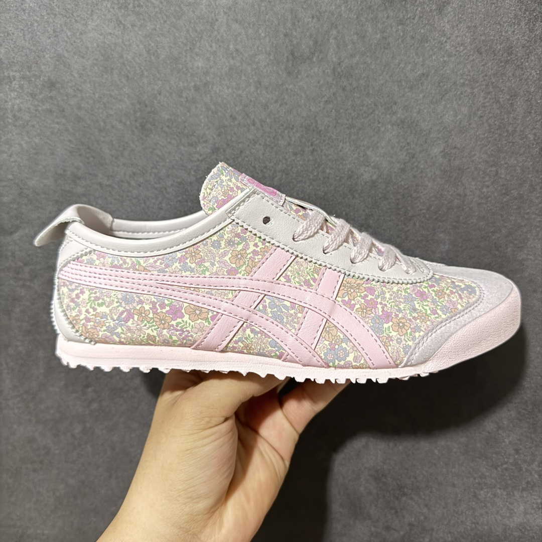 【公司级】Asics/亚瑟士 MEXICO 66 SD日产经典老牌-鬼塚虎/Onitsuka Tiger Mexico 66®经典墨西哥系列复古经典百搭板鞋休闲运动鞋慢跑鞋 采用柔软牛皮鞋面,超国标含胶率耐磨耐弯折RB大底。产品从款式颜色造型上体现出追求舒适和细节的完美。鞋类更是推崇手工制作的严谨,融舒适性与可穿性的设计风格。 注重细节的完美和别致魅力,既保持稳重,又不失轻松的时尚感 货号:1183C564-700 尺码:36-41.5-选品中心