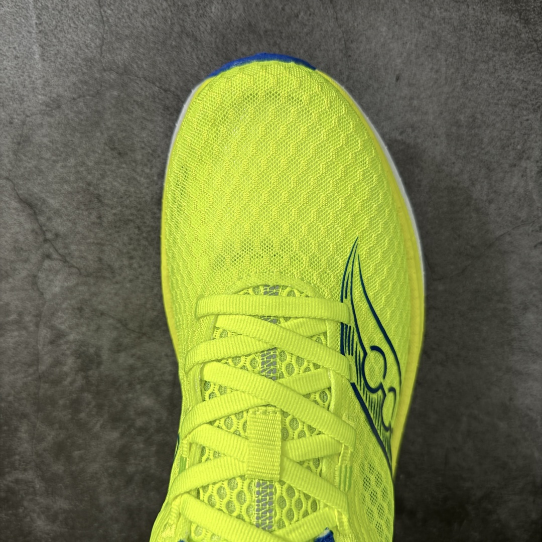 图片[5]-【GX纯原版】Saucony ENDORPHIN SPEED 啡速 5 尼龙板 HTC CHINA 百搭舒适 低帮 PWRRUNC 中底 马拉松训练竞速跑步鞋 男女同款 注意区分市场公司级 品质细节有明显区别 1：1碳板 秒杀市面错误贴合碳板回 1：1私模 正确巴斯夫爆米花 秒杀市面错误版 索康尼推出的跑鞋是一款外观激进但脚感舒适的跑鞋 采用了全新的中底设计和鞋面工程 保留了软弹脚感和稳定支撑 适合进阶跑者和喜欢软弹脚感的跑者选择 尺码：36-45带半码-选品中心