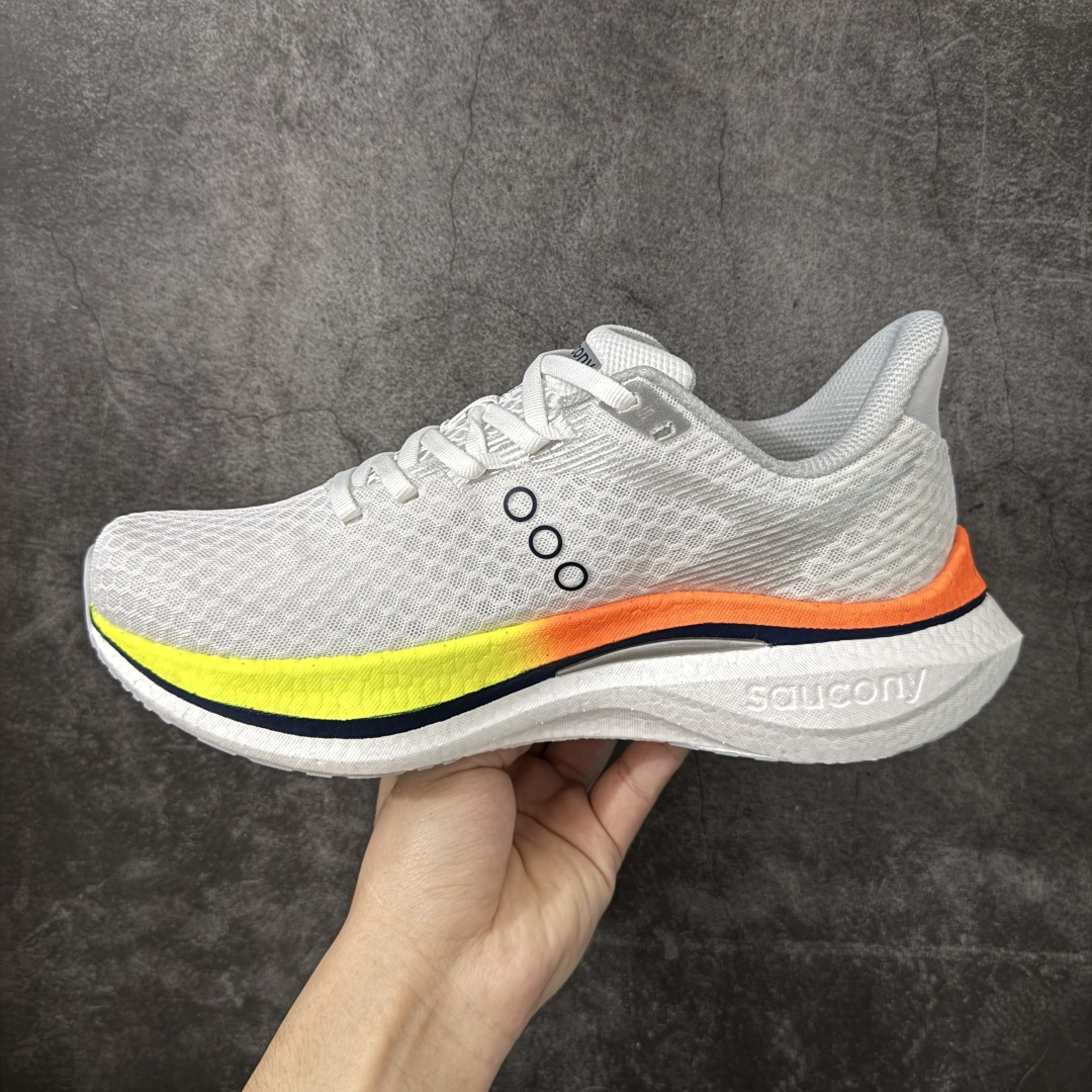 图片[2]-【GX纯原版】Saucony ENDORPHIN SPEED 啡速 5 尼龙板 HTC CHINA 百搭舒适 低帮 PWRRUNC 中底 马拉松训练竞速跑步鞋 男女同款 注意区分市场公司级 品质细节有明显区别 1：1碳板 秒杀市面错误贴合碳板回 1：1私模 正确巴斯夫爆米花 秒杀市面错误版 索康尼推出的跑鞋是一款外观激进但脚感舒适的跑鞋 采用了全新的中底设计和鞋面工程 保留了软弹脚感和稳定支撑 适合进阶跑者和喜欢软弹脚感的跑者选择 尺码：36-45带半码-选品中心