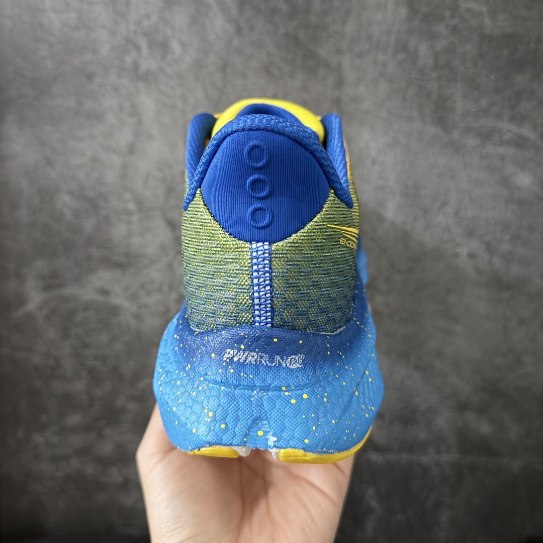 图片[4]-【GX纯原版】Saucony ENDORPHIN SPEED 啡速 5 尼龙板 HTC CHINA 百搭舒适 低帮 PWRRUNC 中底 马拉松训练竞速跑步鞋 男女同款 注意区分市场公司级 品质细节有明显区别 1：1碳板 秒杀市面错误贴合碳板回 1：1私模 正确巴斯夫爆米花 秒杀市面错误版 索康尼推出的跑鞋是一款外观激进但脚感舒适的跑鞋 采用了全新的中底设计和鞋面工程 保留了软弹脚感和稳定支撑 适合进阶跑者和喜欢软弹脚感的跑者选择 尺码：36-45带半码-选品中心