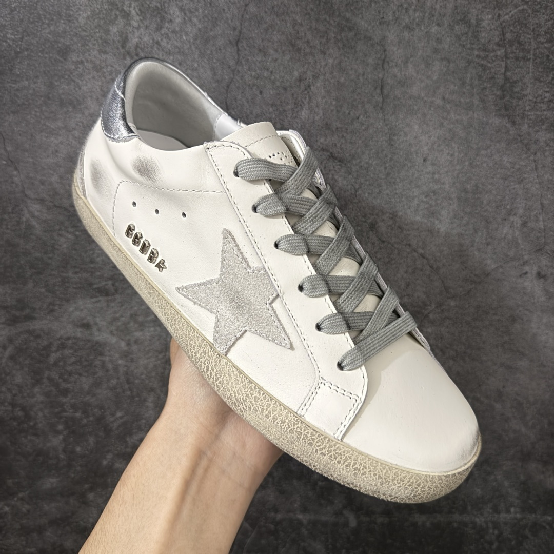 图片[3]-【莞产外贸版】GGDB Golden Goose Super Star 小脏鞋运动鞋 头层牛皮A级皮市面最顶级最性价比版本 欢迎各位外贸大佬拿样对比‼️ 火爆全网各路明星纷纷上脚，头层牛皮小脏鞋，顶级品质 全部细节官网同步 完美精细做工，全手工打磨做旧，自带3厘米内增高，巴黎时装周出镜率最高的小脏鞋。2020Golden Goose 官网同步上新，舒服不磨脚！ 尺码：35 36 37 38 39 40 41 42 43 44 45-选品中心
