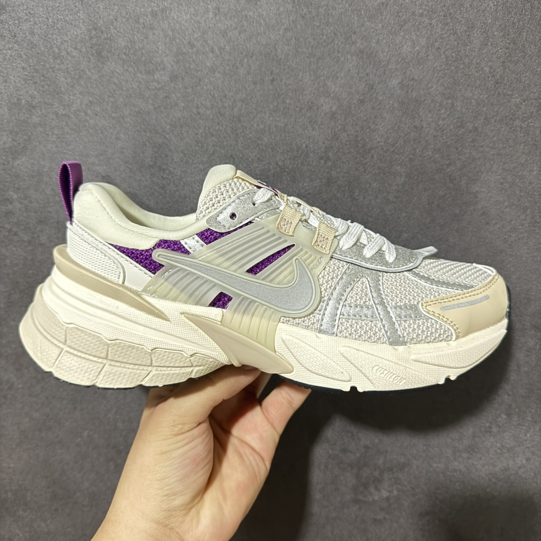 特价【GQ福利】PP版纯原NK V2K Runtekk 减震防滑低帮 复古老爹鞋跑步鞋 材质上使用大面积网眼、皮革、TPU 组成 支撑和透气性肯定不错 中底处由 Cushlon 泡绵打造 货号:HF4305-072 尺码:36-46-选品中心