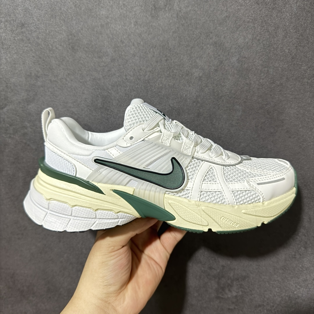 特价【GQ福利】PP版纯原NK V2K Runtekk 减震防滑低帮 复古老爹鞋跑步鞋 材质上使用大面积网眼、皮革、TPU 组成 支撑和透气性肯定不错 中底处由 Cushlon 泡绵打造 货号:FD0736-101 尺码:36-46-选品中心