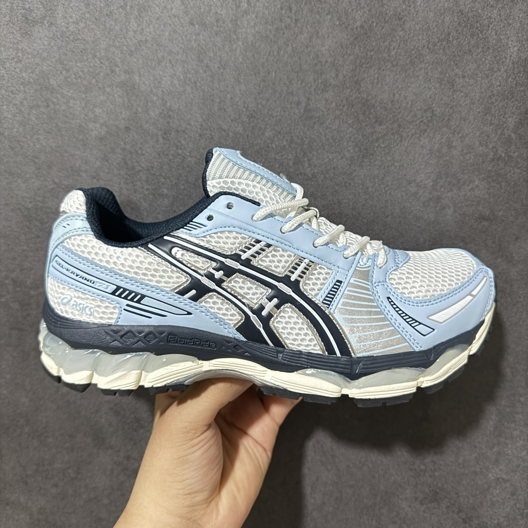 【公司级】Asics Gel-Kayano 12.1 亚瑟士 运动休闲透气专业跑鞋 采用工程弹性双层再生针织密度鞋面材质 后跟3D可视GEL缓震乳胶物料 升级FF BLAST PLUS全新缓震中底部位科技材质 外置高耐磨橡胶外底 稳步升级,跑出节奏 货号:1203A759-105 尺码:36-46-选品中心