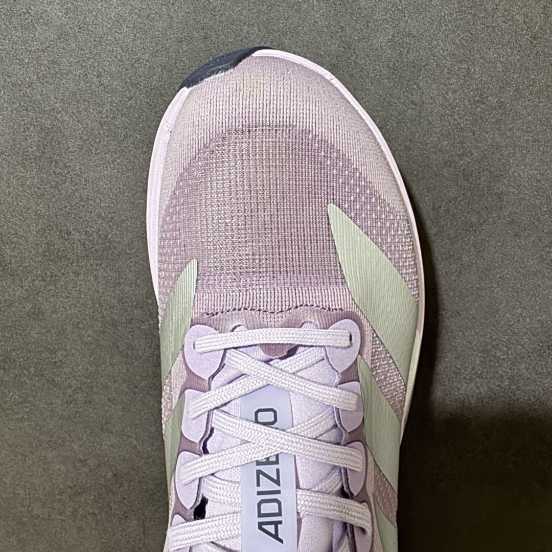 图片[5]-【公司级】阿迪达斯 ADIDAS ADIZERO EVO SL 运动舒适防滑耐磨 低帮跑步鞋 内置碳板 阿迪达斯革新力作!「破纪录轻跑鞋」adiZero Adios Pro EVO 极致轻盈的Lightweight Upper设计,带来近乎裸足的舒适体验。中底采用尖端科技，Lightstrike Pro材料经过精细调校，实现卓越缓震与轻量化的完美结合。#科技与时尚的融合 #阿迪达斯adidas #宝藏鞋子阿迪达斯 #今天只晒鞋 #潮鞋新品体验官 #那些年，那些鞋 #入秋换季先换鞋。 货号：JS4447 尺码：36-46带半码-选品中心