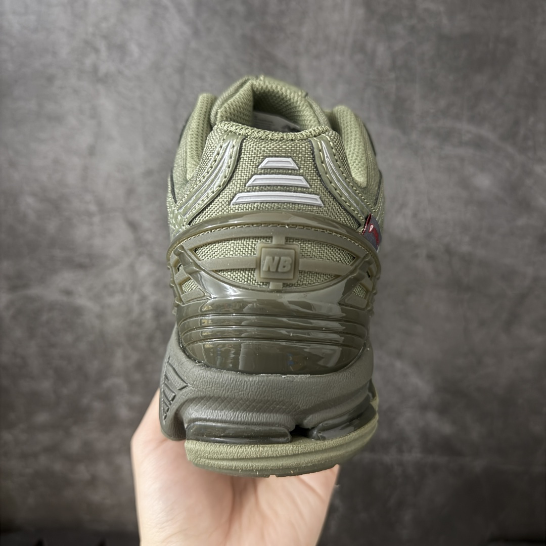 图片[4]-【纯原版】NB新百伦New Balance NB1906 U1906ROG系列复古老爹风休闲运动慢跑鞋 采用轻质牛剖革拼接透气网眼衬垫织物鞋面材质#T-Beam大底提供足步弓支撑，保持步态稳定#后跟搭载外露缓震胶 鞋身整体以各种深浅不一的灰色覆盖，鞋头以淡蓝色调装饰，网眼衬垫通过不规律的色块实现做旧的美感，泛黄的鞋底更是进一步增添了复古气息。 尺码：36 37 37.5 38 38.5 39.5 40 40.5 41.5 42 42.5 43 44 45 46.5-选品中心