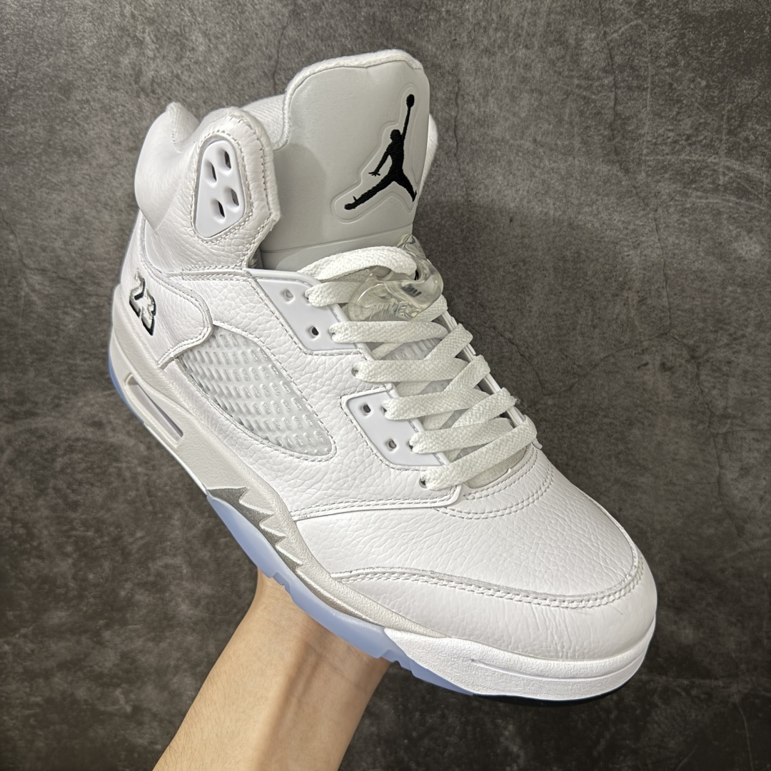 图片[3]-【KZ纯原】Air Jordan 5 Retro \”White Metallic\” AJ5 乔5白银 HQ7978-103 国内一线大厂出品 匠心打造 头层皮料原厂数据 全新纸板 模具打造 外贸 平台高端零售专供品质 品质毋庸置疑 一眼正品既视感 细节均已解码 货号：HQ7978-103 尺码：36 36.5 37.5 38 38.5 39 40 40.5 41 42 42.5 43 44 44.5 45 46 47.5-选品中心