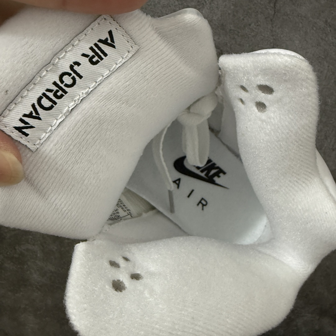 图片[7]-【KZ纯原】Air Jordan 5 Retro \”White Metallic\” AJ5 乔5白银 HQ7978-103 国内一线大厂出品 匠心打造 头层皮料原厂数据 全新纸板 模具打造 外贸 平台高端零售专供品质 品质毋庸置疑 一眼正品既视感 细节均已解码 货号：HQ7978-103 尺码：36 36.5 37.5 38 38.5 39 40 40.5 41 42 42.5 43 44 44.5 45 46 47.5-选品中心