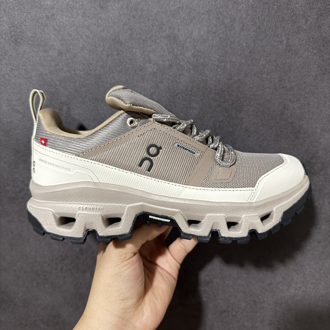 【公司级】On/昂跑 Cloudrock Low WP SHF户外登山徒步系列 低帮 中帮 上新 1 ：1 还原 品质细节经得起验证 价格漂亮同时 品质依然在线 内卷行情拼的就是价格品质 库存充足保证不断码 心冲冲冲 货号：3WF10252566 尺码：36-45半-选品中心