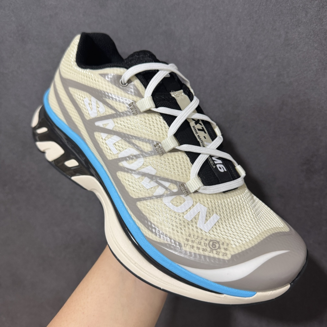 图片[3]-【CY版本】MM6 x SALOMON联名网面低帮休闲鞋通勤运动鞋单鞋 本次全新打造XT-MM6系列，鞋身处饰有巨型Salomon logo，鞋头处 MM6 数字标志彰显合作身份。XT-MM6推出三种配色：纯白搭配黑色细节、全黑点缀银色，以及亮红色与黑色组合的版本。ACS PRO则提供两款选择——从色渐变至灰色的清爽设计，另一款则采用高饱和度的黄黑撞色，赋予整体造型更强的视觉张力。 货号：476710-27 尺码：36-45半-选品中心