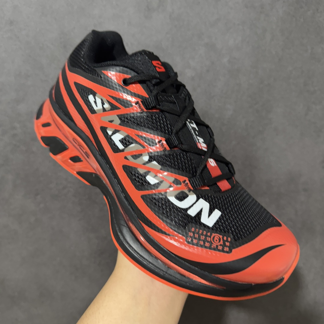 图片[3]-【CY版本】MM6 x SALOMON联名网面低帮休闲鞋通勤运动鞋单鞋 本次全新打造XT-MM6系列，鞋身处饰有巨型Salomon logo，鞋头处 MM6 数字标志彰显合作身份。XT-MM6推出三种配色：纯白搭配黑色细节、全黑点缀银色，以及亮红色与黑色组合的版本。ACS PRO则提供两款选择——从色渐变至灰色的清爽设计，另一款则采用高饱和度的黄黑撞色，赋予整体造型更强的视觉张力。 货号：491083-23 尺码：36-45半-选品中心