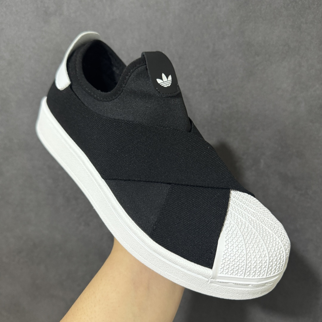 图片[3]-【公司级】阿迪达斯一脚蹬 十字交叉绑带Adidas SUPERSTAR SLIP ON W S 贝壳头十字交叉绑带 白山联名款绑带 男女鞋 一脚蹬设计，穿脱方便，时尚耐看，鞋身整体以黑色弹性布料打造，搭配经典白色贝壳头，后跟白色装饰片压印黑色压印logo，最后以白色大底完善整体设计收尾。 货号：KH8210 尺码：35¹/₃ 36 36²/₃ 37¹/₃ 38 38²/₃ 39¹/₃ 40 40²/₃ 41¹/₃ 42 42²/₃ 43¹/₃ 44 44²/₃ 45¹/₃-选品中心