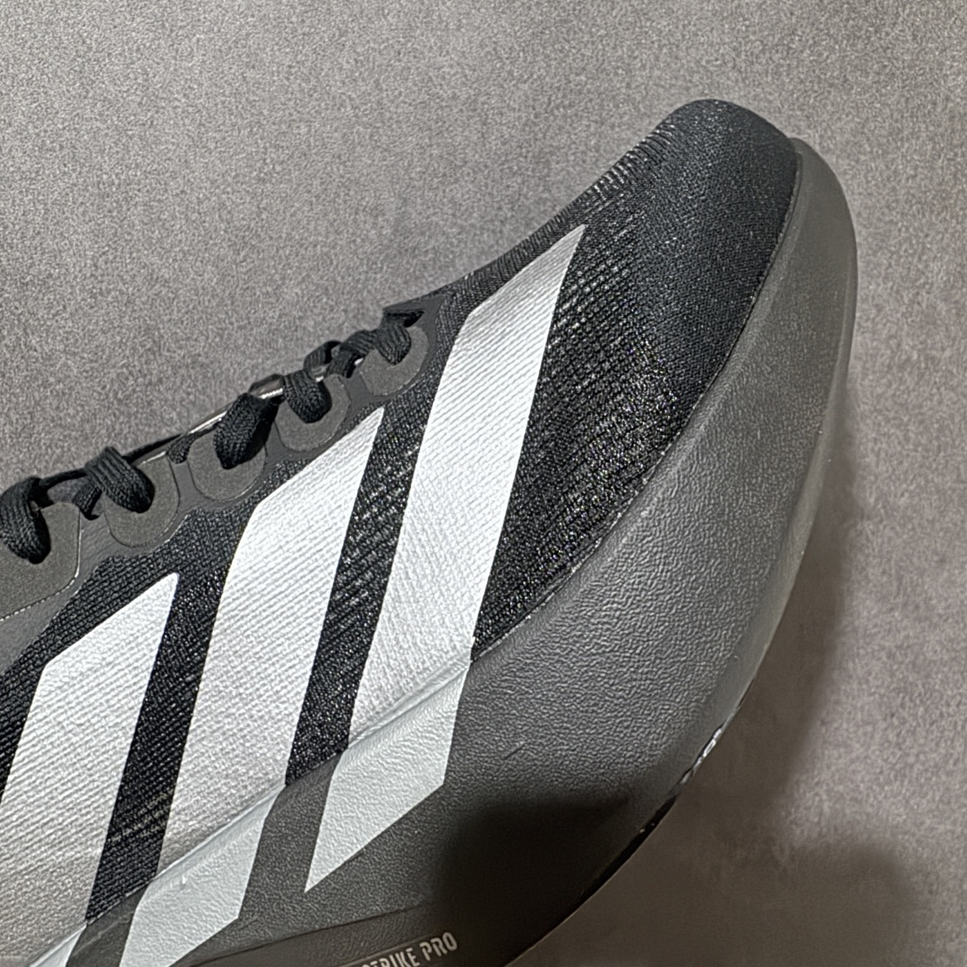 图片[8]-【XE版本】Adidas Adizero EVO SL 马拉松竞速专业跑鞋 市场最强版出货 原材料 内置碳板 原厂网纱潮流 超临界发泡大底 脚感软弹度与原版几乎无差别 细节目前市场最接近原版品质 外贸专供 最大做到48码 此款针织网面非常轻薄 纤维间的缝隙很大 可以保证跑步时的透气、排汗效果 鞋舌直接与两侧的内衬和鞋底连接在一起 在跑步过程中不会被鞋舌的左右移动所困扰 在标准鞋带孔的基础上再拓宽一组鞋带孔 适合不同脚型的需求 突破性 EnergyRods 技术，有助于跑者实现更好的成绩 中底独特的LIGHTSTRIKE PRO泡棉材质 微弹感觉在跑步过程中给予了良好的支撑体验 对于顶级精英和高水平进阶跑者来说 ADIOS PRO是一双值得信赖的竞速比赛用鞋 货号：JR4888 尺码：39-48.5-选品中心