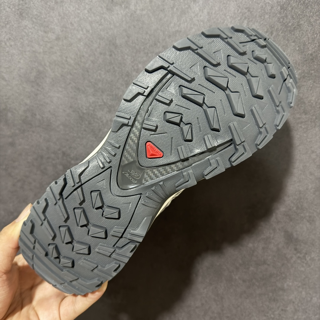 图片[9]-【纯原CY版本】SALOMON XA Pro 3D 萨洛蒙潮流越野机能户外功能鞋 492672-30 纯原外贸平台特供订单 耗时半年巨作 全套原纸板楦头开发 原厂特供网布配套加持 确保原汁原味 完美呈现版型 原档数据独家私模五层组合大底 男女鞋同步官方开发 原装Ortholite轻量化鞋垫 中底布带钢印编号 原厂TPU锁扣 进口港宝加持 后跟自然饱满 还原公司包裹性 鞋面采用SENSIFT贴合技术 全方位贴合包裹脚型 鞋跟部鞋底牵引设计 提供强大的抓地性能 更适应野外崎岖不平的道路 其3D ADVANCED CHASSIS底盘 材料轻量大化 钉齿设计更具稳定性 防护性 鞋底易磨损区运用CONTAGRIP高耐磨材料 应对城市硬质路面长距离跑考验 尺码：36 36.5 37.5 38 38.5 39 40 40.5 41 42 42.5 43 44 44.5 45-选品中心