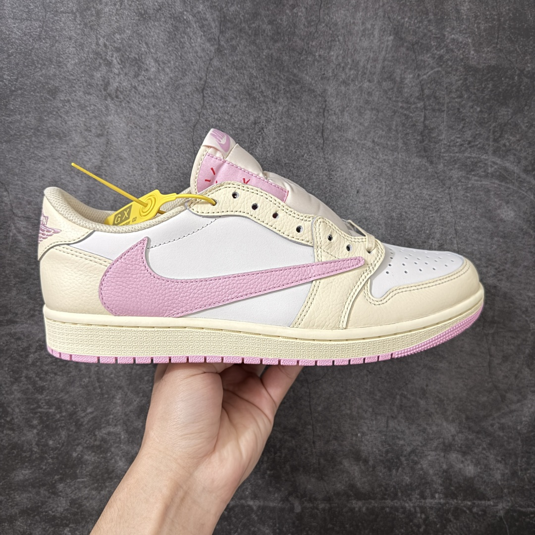 【GX2.0海外版】Travis Scott x Air Jordan AJ1 Low OG SP TS联名白浅粉倒钩低帮 IQ7804-100 目前市面唯一正确版本 爱心织唛标 情人节鞋垫 知名大厂出品 纯原第一梯队版本 产品品控稳定性领先行业 各方面均可对飙市面通货版 SZ原厂全套原楦原纸板冲刀磨具开发 原厂皮料加持 原厂港宝加持定型后跟R度完美 同源原厂电绣 鬼脸飞翼针数密度立体效果一致 百分百一致原鞋 原厂拉帮工艺 针距密度一致 后跟弧度收口自然不对折 极致一眼正品既视感 进口玻璃冲刀皮料裁剪零毛边 全鞋电脑针车工艺 品控清洁度最高QC检验标准 免检产品 原厂订购鞋盒、鞋标、防尘纸、鞋撑、鞋带 追求极致的原厂味道 尺码：36-48.5-选品中心