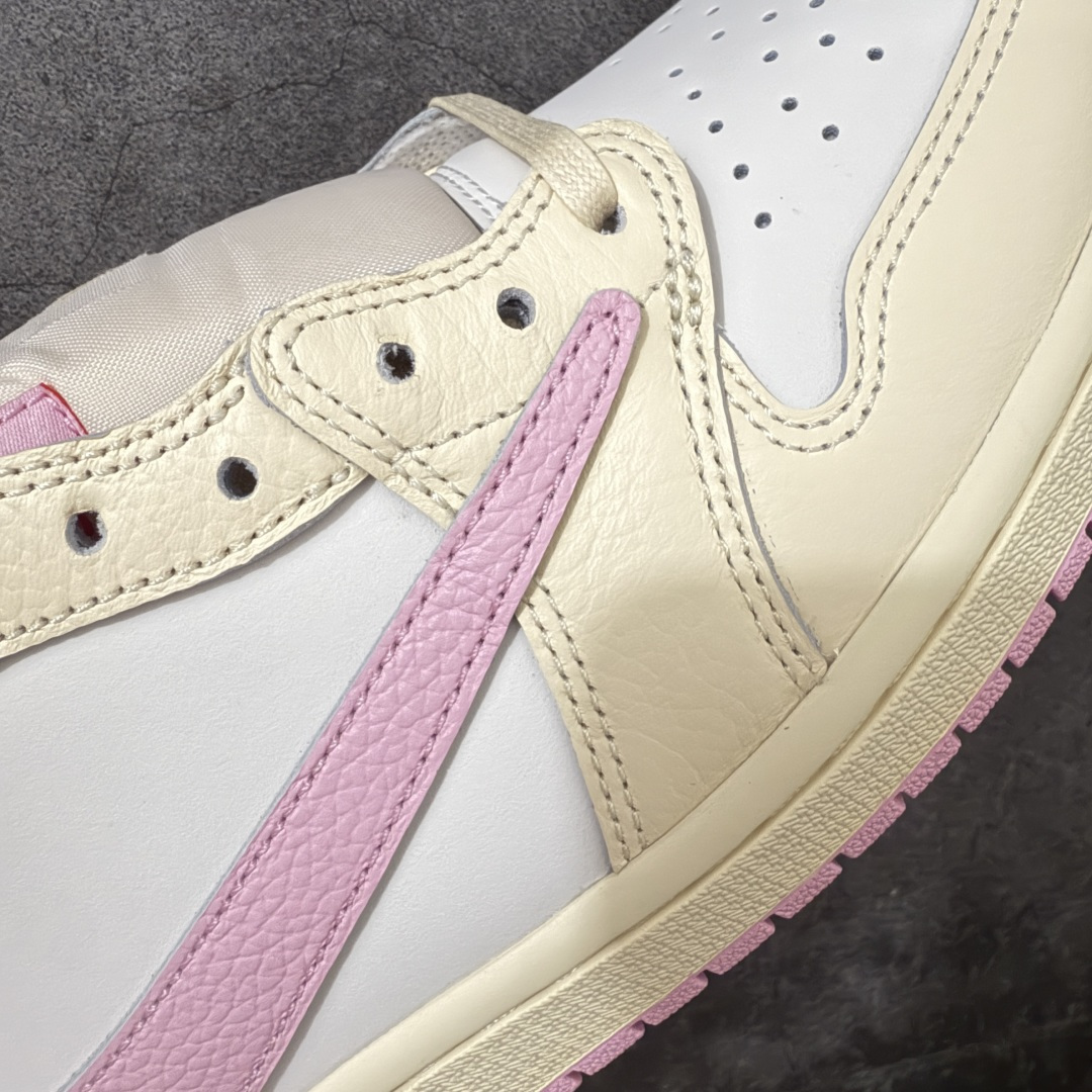 图片[4]-【GX2.0海外版】Travis Scott x Air Jordan AJ1 Low OG SP TS联名白浅粉倒钩低帮 IQ7804-100 目前市面唯一正确版本 爱心织唛标 情人节鞋垫 知名大厂出品 纯原第一梯队版本 产品品控稳定性领先行业 各方面均可对飙市面通货版 SZ原厂全套原楦原纸板冲刀磨具开发 原厂皮料加持 原厂港宝加持定型后跟R度完美 同源原厂电绣 鬼脸飞翼针数密度立体效果一致 百分百一致原鞋 原厂拉帮工艺 针距密度一致 后跟弧度收口自然不对折 极致一眼正品既视感 进口玻璃冲刀皮料裁剪零毛边 全鞋电脑针车工艺 品控清洁度最高QC检验标准 免检产品 原厂订购鞋盒、鞋标、防尘纸、鞋撑、鞋带 追求极致的原厂味道 尺码：36-48.5-选品中心