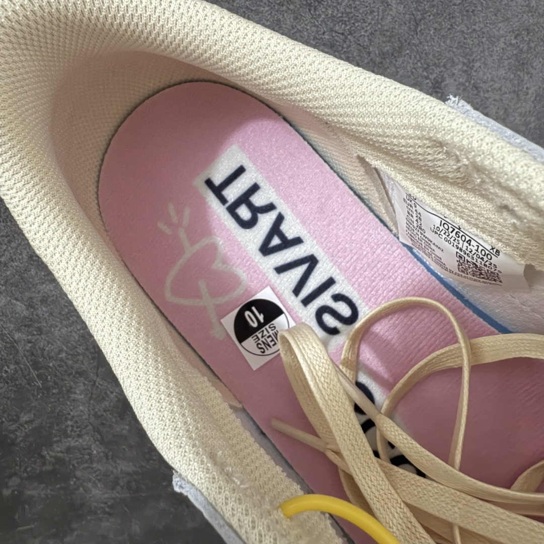 图片[9]-【GX2.0海外版】Travis Scott x Air Jordan AJ1 Low OG SP TS联名白浅粉倒钩低帮 IQ7804-100 目前市面唯一正确版本 爱心织唛标 情人节鞋垫 知名大厂出品 纯原第一梯队版本 产品品控稳定性领先行业 各方面均可对飙市面通货版 SZ原厂全套原楦原纸板冲刀磨具开发 原厂皮料加持 原厂港宝加持定型后跟R度完美 同源原厂电绣 鬼脸飞翼针数密度立体效果一致 百分百一致原鞋 原厂拉帮工艺 针距密度一致 后跟弧度收口自然不对折 极致一眼正品既视感 进口玻璃冲刀皮料裁剪零毛边 全鞋电脑针车工艺 品控清洁度最高QC检验标准 免检产品 原厂订购鞋盒、鞋标、防尘纸、鞋撑、鞋带 追求极致的原厂味道 尺码：36-48.5-选品中心
