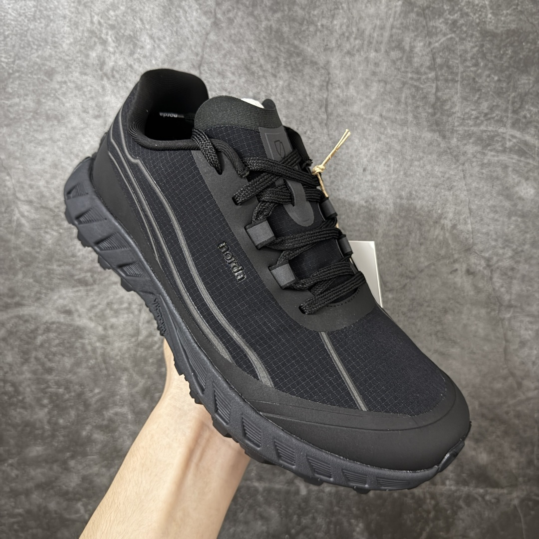 图片[3]-【纯原M版】诺达 NORDA 002 Sneaker0111 网面越野跑步鞋 原版原档案开发\\t(市面唯一1比1版本) 采用Dyneema鞋面(世界最强最轻纤维) VibramSLE中底和Megagrip外底 构建全方位高端性能体系4mm前后落差配合低鞋床设计提供清晰路感和灵敏反应，适合技术型terrain，5mm齿状花纹配合Megagrip橡胶提供卓越防滑性能宽楦设计适合亚洲脚型，加厚后跟海绵填充提供优秀包裹性， Dyneema材质防水耐磨带和鞋面连接最大化包裹感 LockSystem技术提供稳定锁定 尺码：36 36.5 37 38 38.5 39 40 40.5 41 42 42.5 43 44 44.5 45 46-选品中心