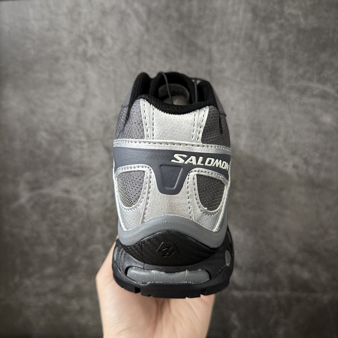 图片[4]-【巅峰升级版】Salomon XT-QUEST ADV 萨洛蒙情侣款户外机能鞋 491716 全新工厂出品 升级品质 全鞋改进为原厂一致材料打造 全新修长鞋型 版型正 全新玻璃冲刀 清洁度提升 中底带数字钢印 网面与鞋头材料校对一致无色差 鞋盒同步原版牛皮纸鞋盒 鞋头处添加☯️太极标 细节多次修改校正 坚持同步原版无差别 终端优势供应 尺码：36 36.5 37.5 38 38.5 39 40 40.5 41 42 42.5 43 44 44.5 45 46-选品中心