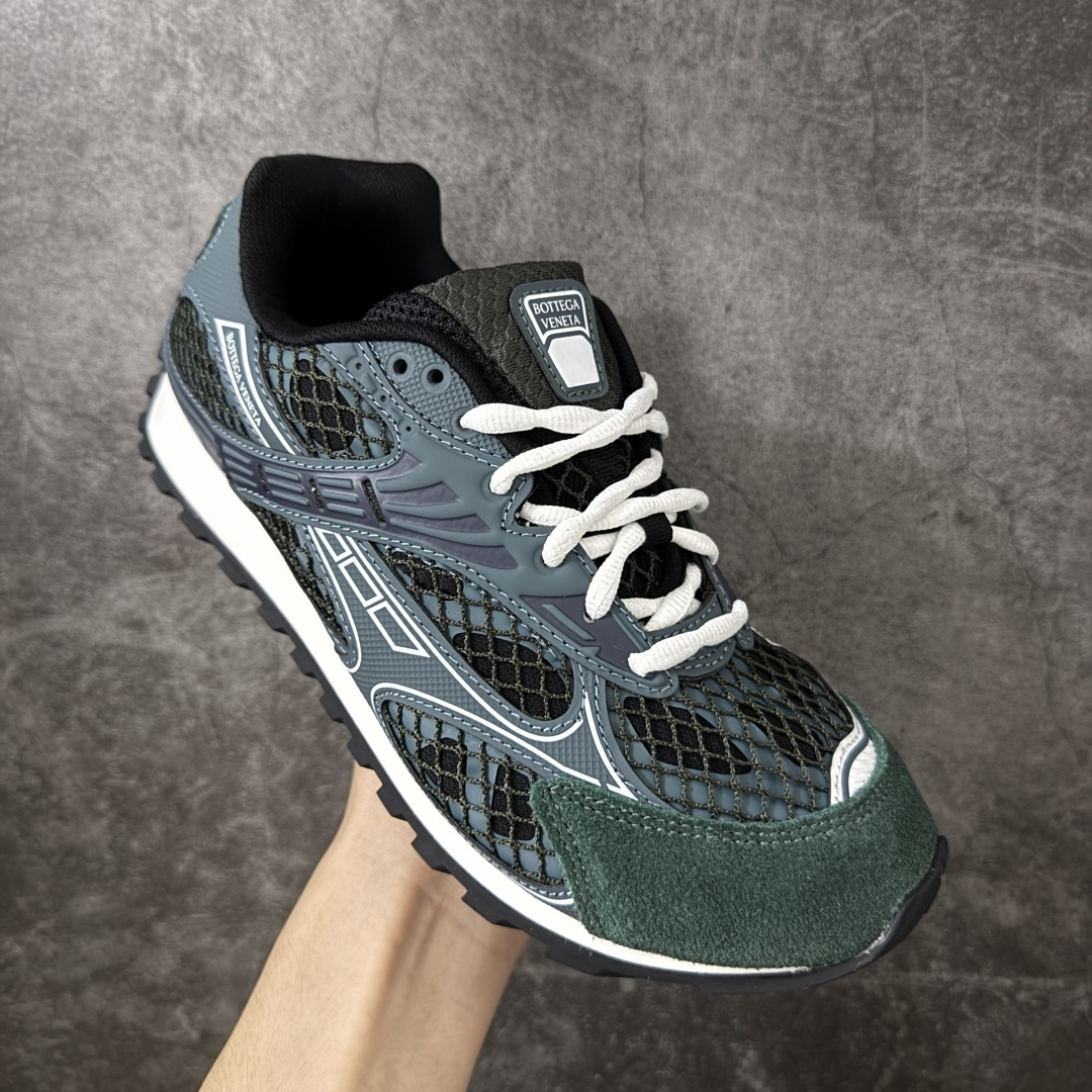 图片[3]-【纯原S版】BOTTEGA VENETA Orbit Runner BV葆蝶家时尚休闲王一博同款老爹鞋运动鞋 原版开发 一比一打造 相似度百分之99以上 市场一梯队级别品质 区别市场任何标文顶级品质版本 采用轻质科技网布面料 搭配几何图案设计橡胶外底 王炸系列 高版本 认准套包工艺 实际增高很多哦 还是一样显腿细非常nice 耐玩耐造 对标对版 套包鞋工艺 认准高版本 大底选用拼色TPU大底 配置原版包装 尺码：36 37 38 39 40 41 42 43 44 45 46 47-选品中心