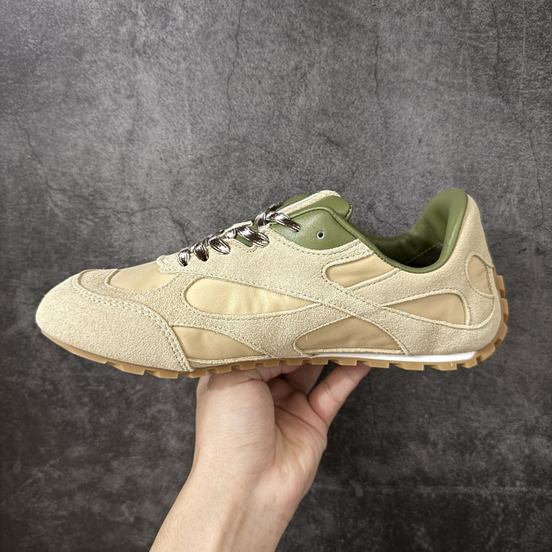 图片[2]-【纯原S版】BOTTEGA VENETA Orbit Runner BV葆蝶家时尚休闲王一博同款老爹鞋运动鞋 原版开发 一比一打造 相似度百分之99以上 市场一梯队级别品质 区别市场任何标文顶级品质版本 采用轻质科技网布面料 搭配几何图案设计橡胶外底 王炸系列 高版本 认准套包工艺 实际增高很多哦 还是一样显腿细非常nice 耐玩耐造 对标对版 套包鞋工艺 认准高版本 大底选用拼色TPU大底 配置原版包装 货号：851621V3MS04118 尺码：36-47-选品中心