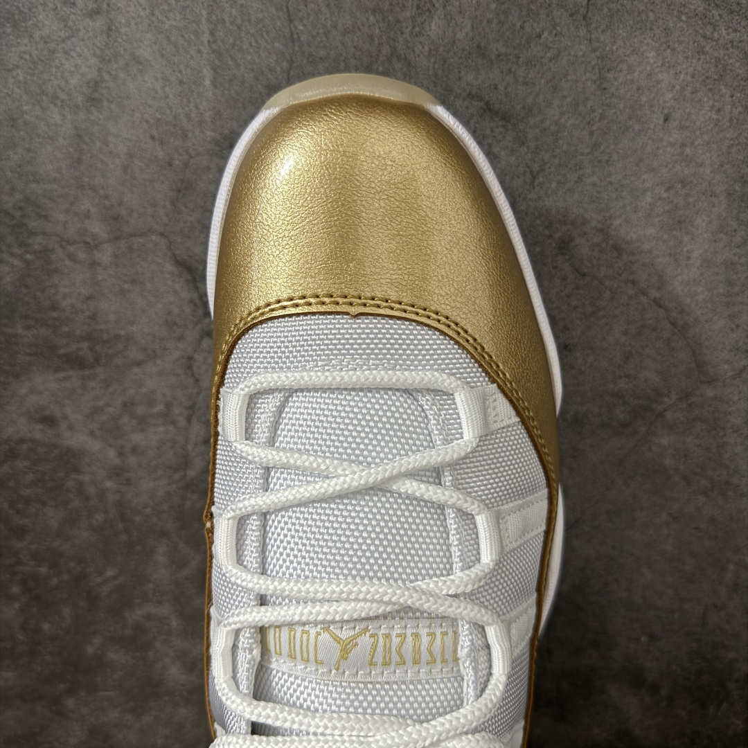图片[5]-【外贸纯原】 Air Jordan 11 Low \”Metallic Gold\” AJ11 乔11白金 母亲节AH7860-102 专业AJ外贸大厂出品 纯原质感 进口头层皮料 中底拉帮线 整体清洁度等各方面细节完全一键转发碾压市面诸多嘴炮\”纯原\” 升级原楦原纸版数据开发版型 采用漆皮镀膜牛培革组合耐磨防刮牛津布鞋面材质 搭载原厂碳纤维缓震中底 还原ZP细节 原厂流水成型工艺 厂级拉帮注胶效果 尺码： 40 40.5 41 42 42.5 43 44 45 46 47.5-选品中心
