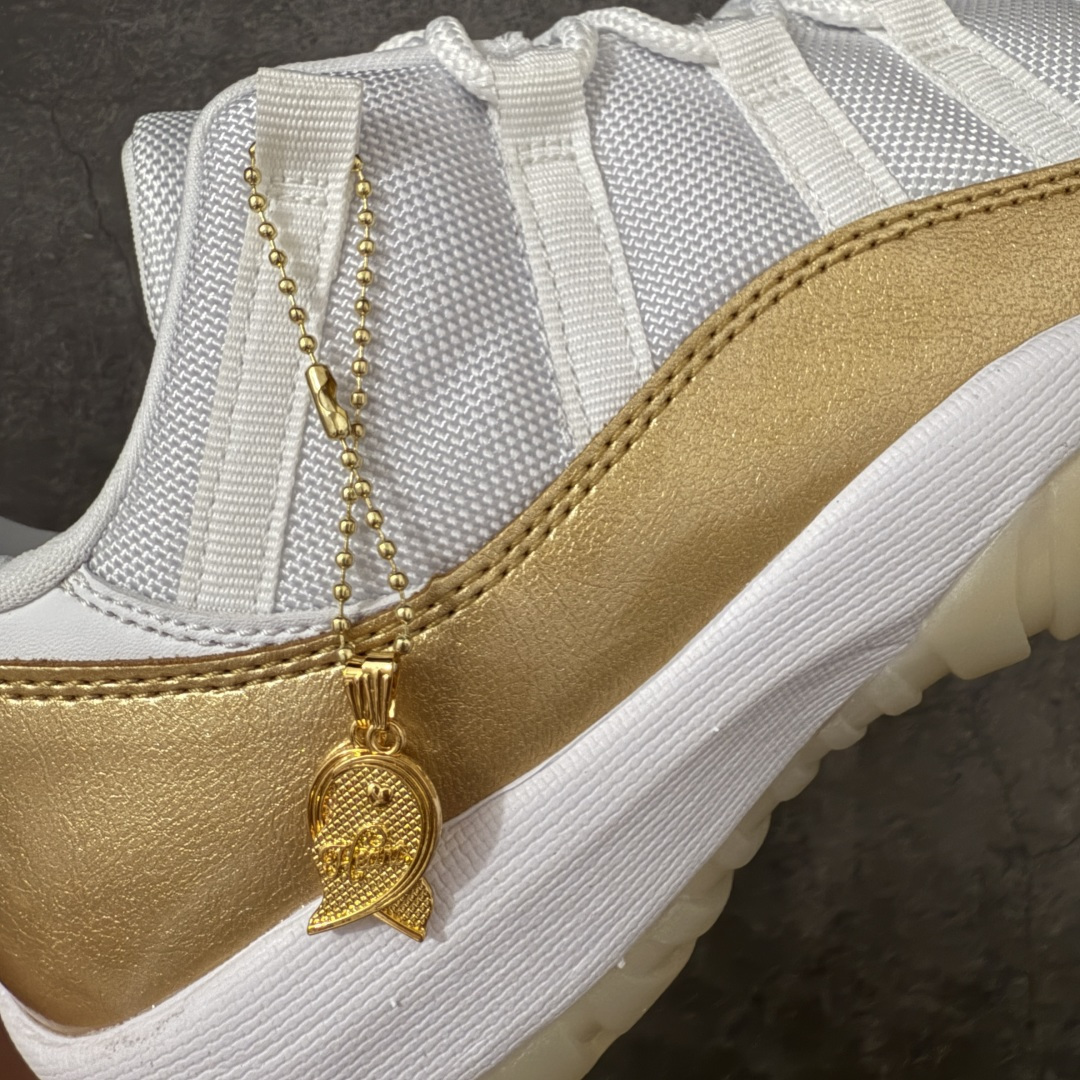 图片[3]-【外贸纯原】 Air Jordan 11 Low \”Metallic Gold\” AJ11 乔11白金 母亲节AH7860-102 专业AJ外贸大厂出品 纯原质感 进口头层皮料 中底拉帮线 整体清洁度等各方面细节完全一键转发碾压市面诸多嘴炮\”纯原\” 升级原楦原纸版数据开发版型 采用漆皮镀膜牛培革组合耐磨防刮牛津布鞋面材质 搭载原厂碳纤维缓震中底 还原ZP细节 原厂流水成型工艺 厂级拉帮注胶效果 尺码： 40 40.5 41 42 42.5 43 44 45 46 47.5-选品中心